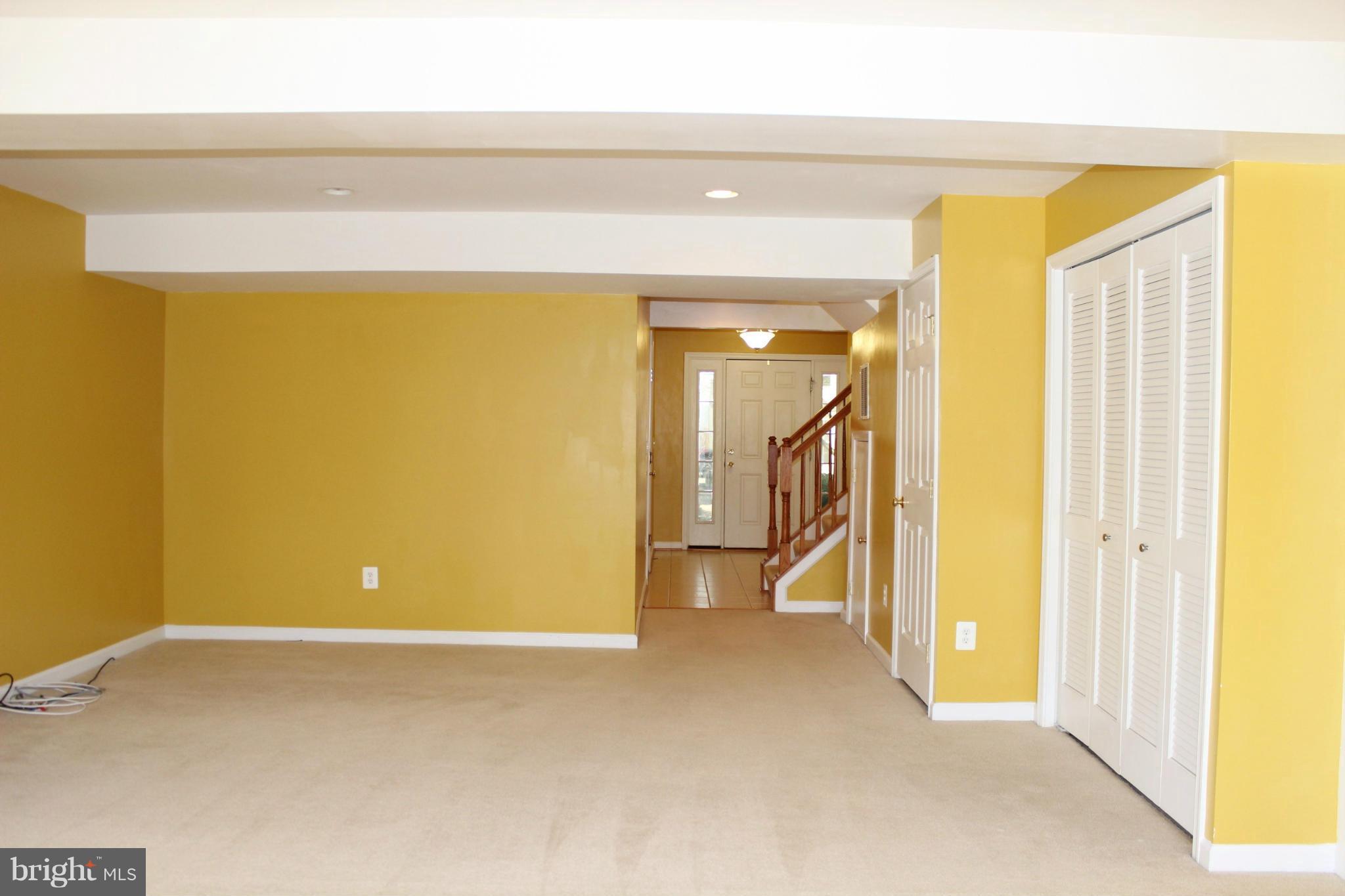 LAKELAND PLACE - Residential