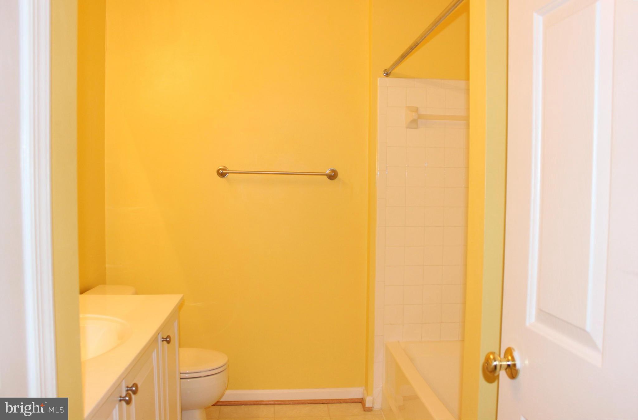 LAKELAND PLACE - Residential