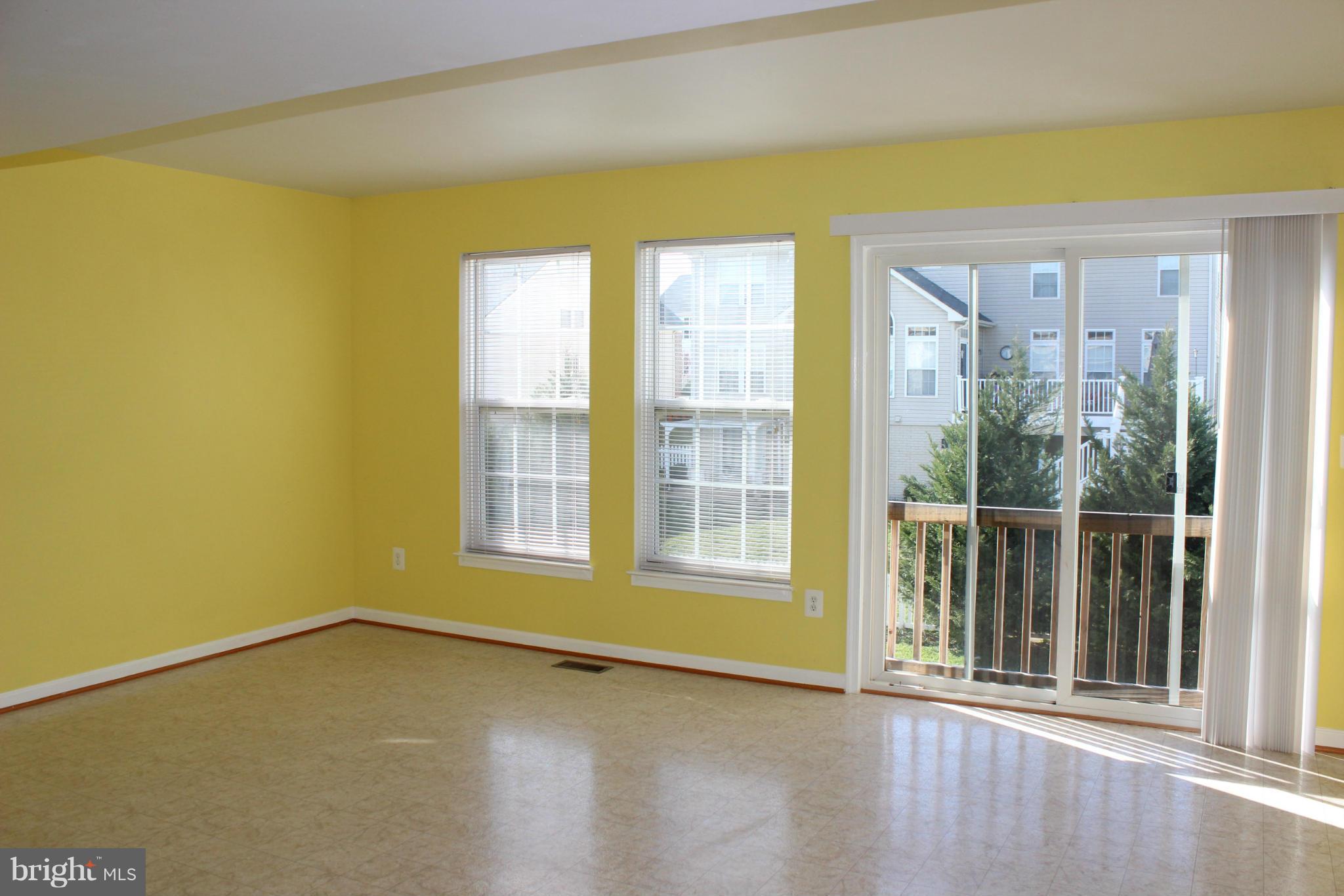 LAKELAND PLACE - Residential