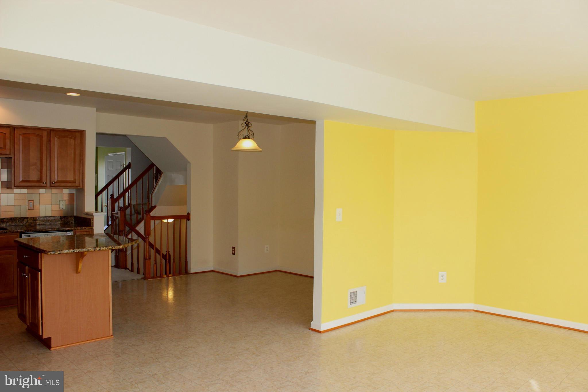 LAKELAND PLACE - Residential