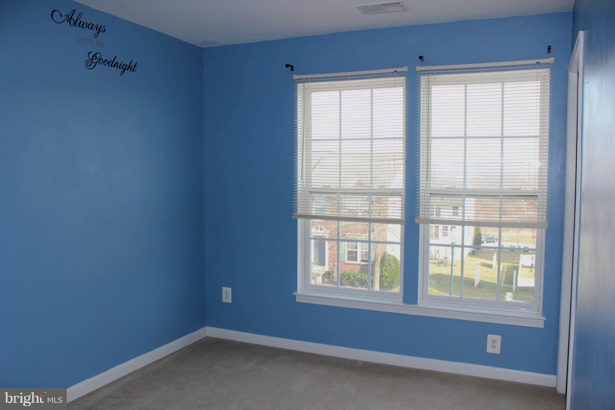 LAKELAND PLACE - Residential