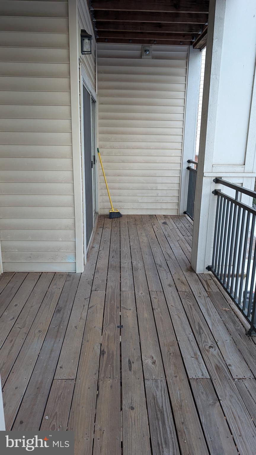 LEGATO CORNER - Residential Lease