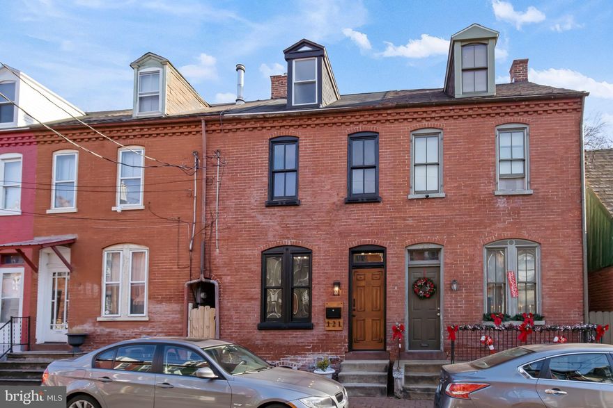 121 Howard Avenue, established 1915...Welcome to the Remix!
Come take a tour of this downtown Lancaster city home that has been artistically updated over the years. The home captures the spirit and essence of the revitalization energy that's sweeping across downtown Lancaster. Located steps from King Street with popular clubs, bars, coffee shops, and restaurants. Annie Bailey's Irish Public House, Altana, Tellus 360, Lancaster Central Market, and many more downtown attractions all in walking distance. Home has an extra large fenced backyard for a city house, with numerous possibilities left up to the imagination of its new owner. Stop by and see if it's the one for you.