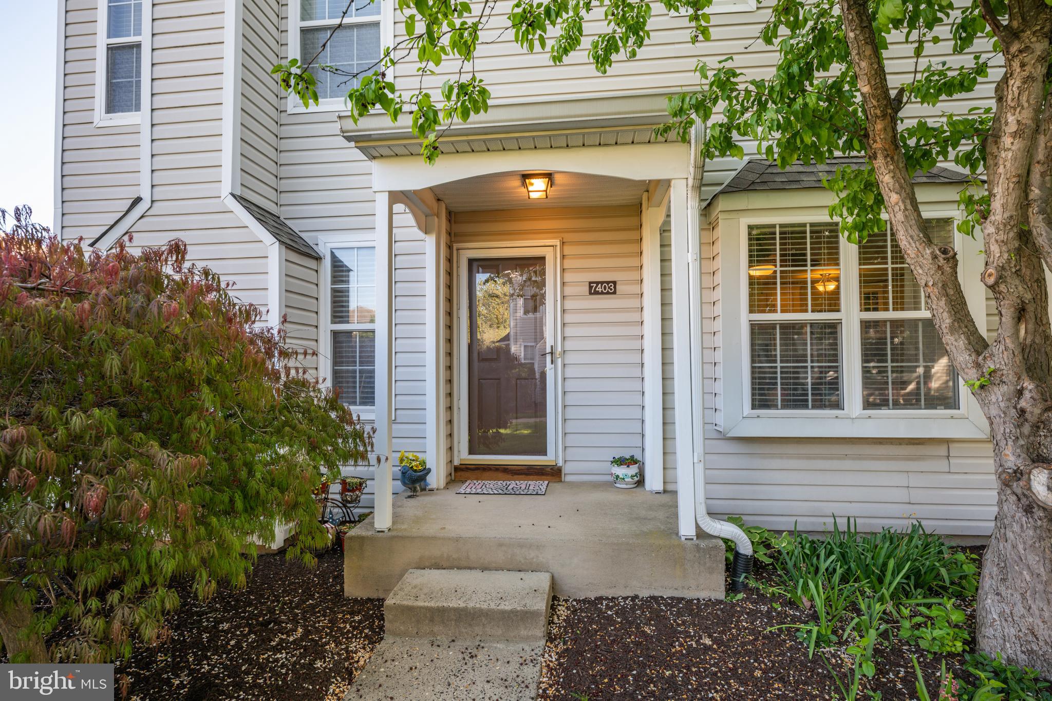 MAKEFIELD GLEN - Residential