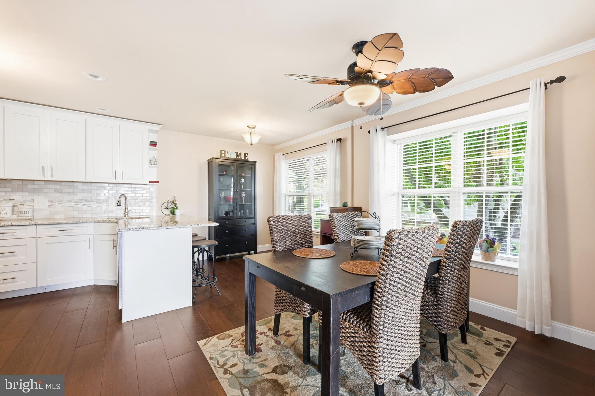 MAKEFIELD GLEN - Residential