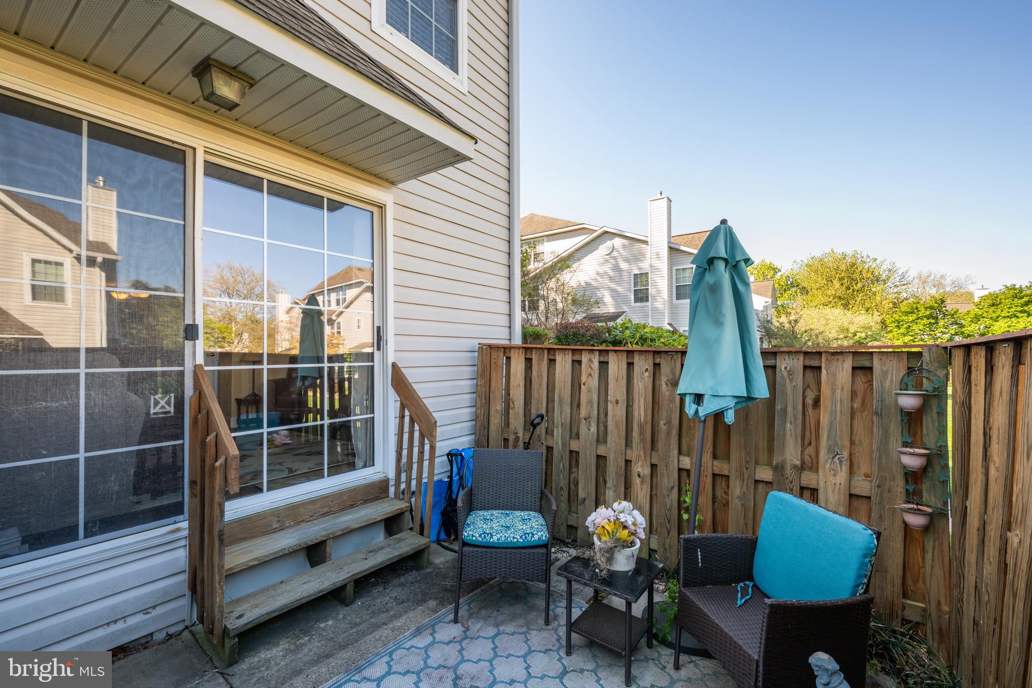 MAKEFIELD GLEN - Residential