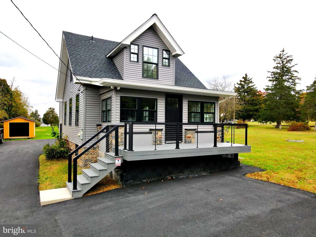 Photo of 135 Center Hill Road, FERNDALE, PA 18921 (MLS # PABU2108840)