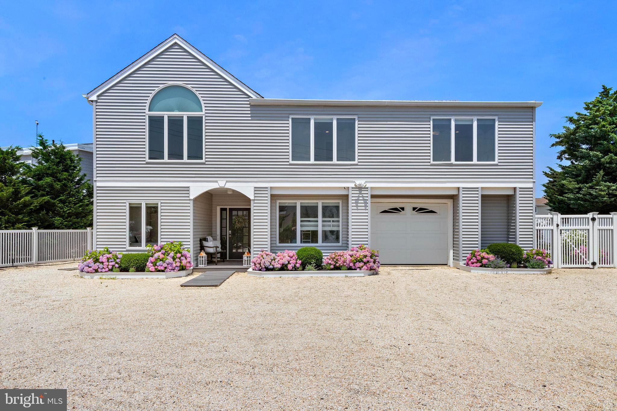 44 HARBOR LANE