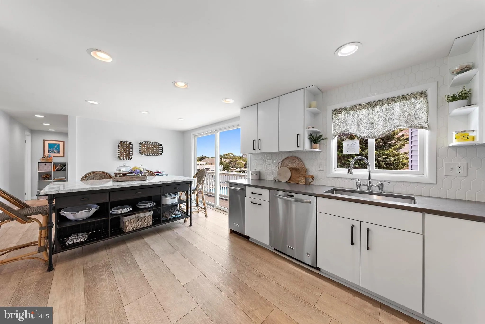 Long Beach Township, New Jersey 08008, United States, 5 Bedrooms Bedrooms, ,3 BathroomsBathrooms,Residential,Active,160154