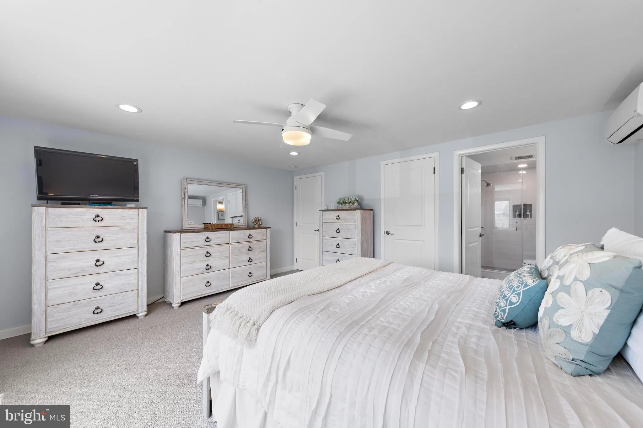 Long Beach Township, New Jersey 08008, United States, 5 Bedrooms Bedrooms, ,3 BathroomsBathrooms,Residential,Active,160154