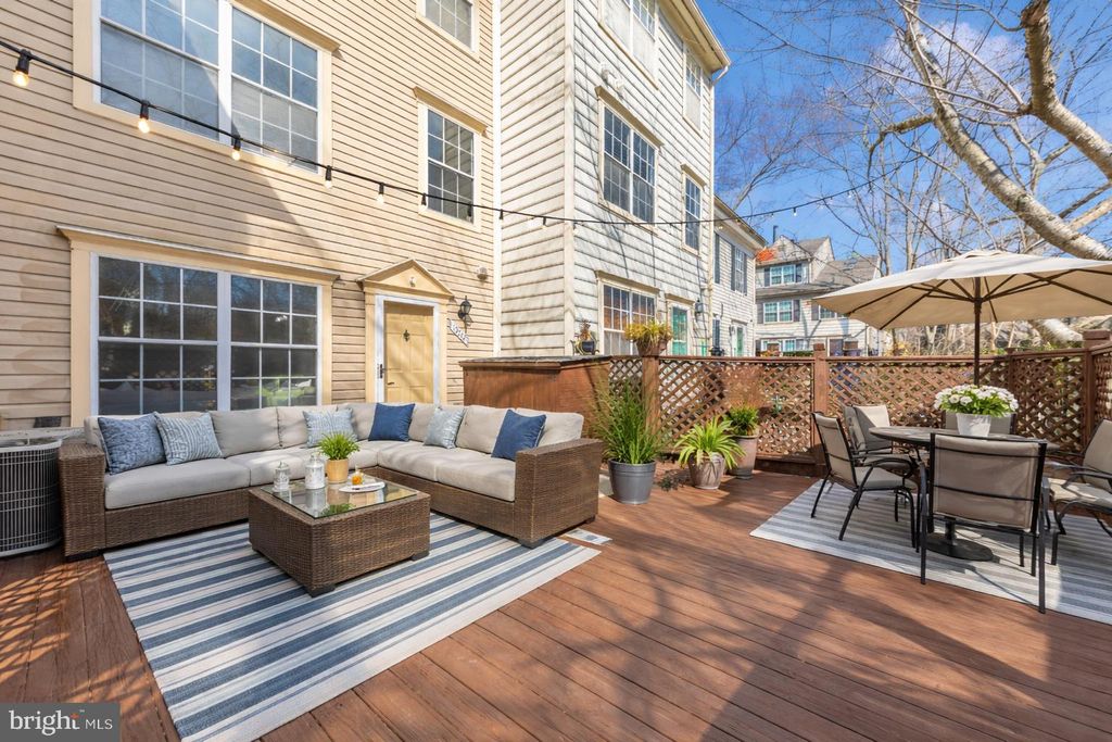 Photo of 19742 Teakwood Circle #52, GERMANTOWN, MD 20874 (MLS # MDMC2218144)