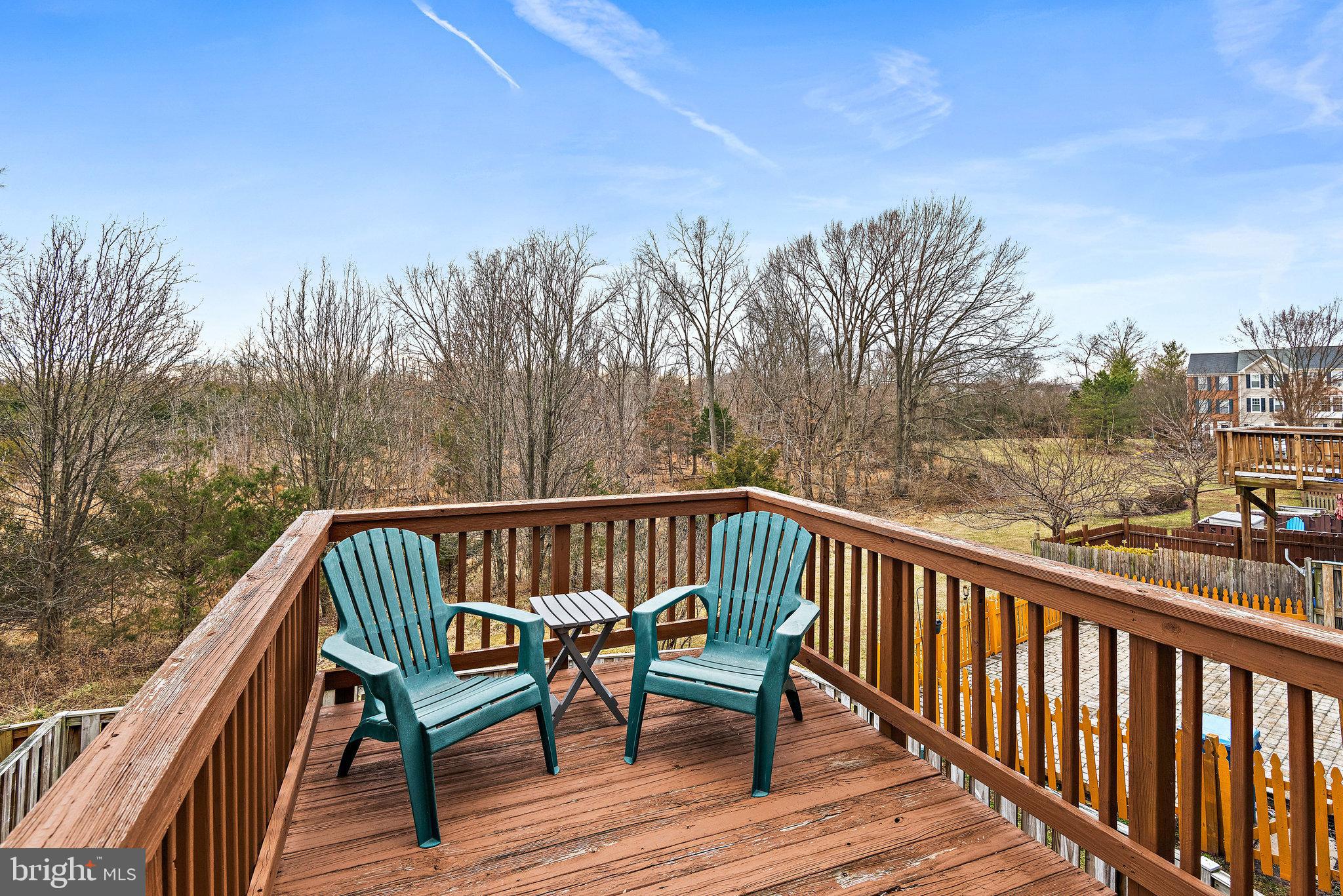 ASHBURN VILLAGE - Residential