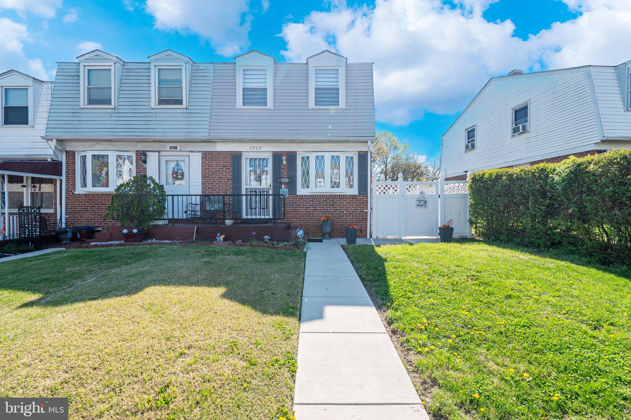 HOLLINSWOOD - Residential