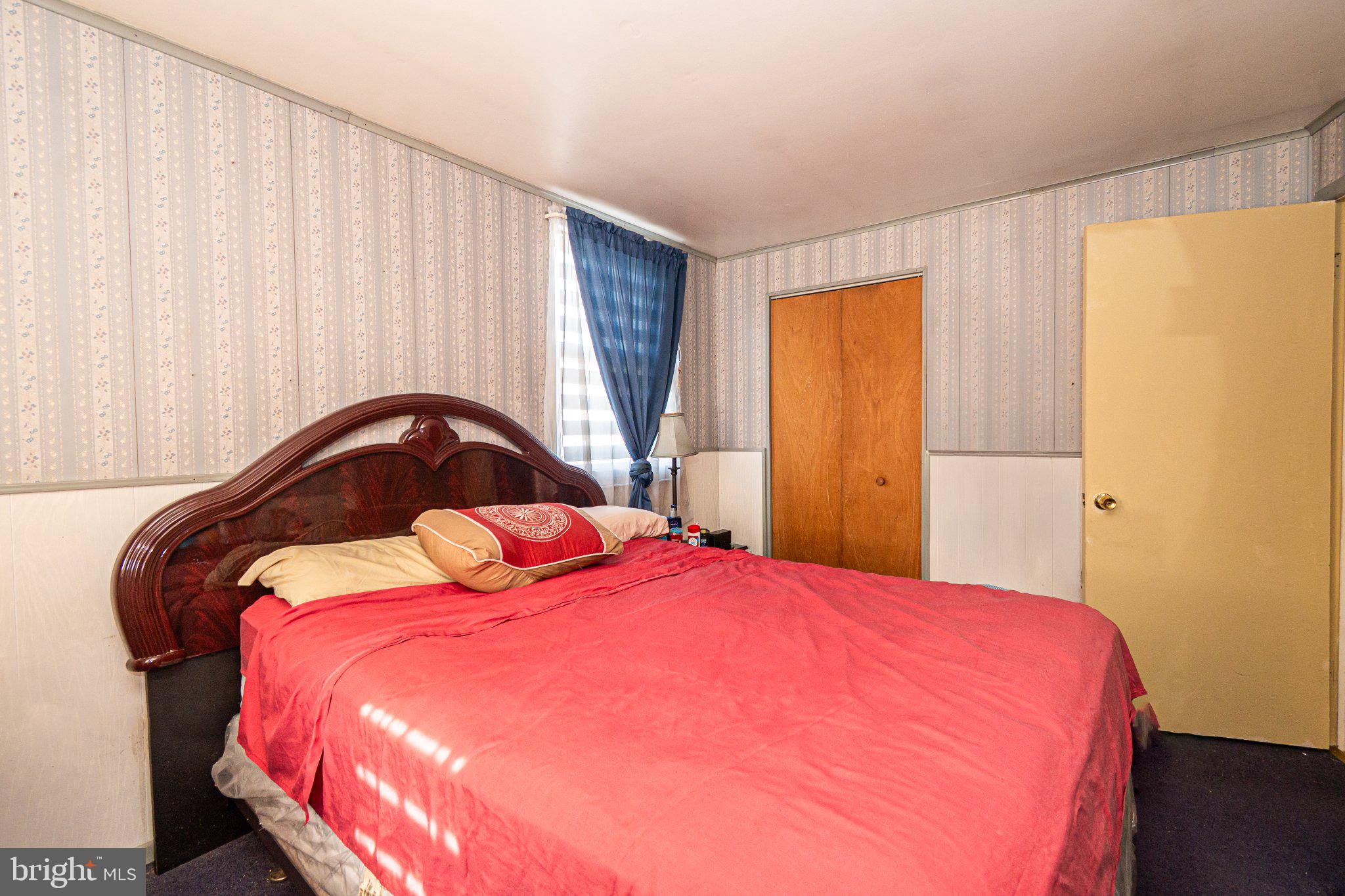 HOLLINSWOOD - Residential