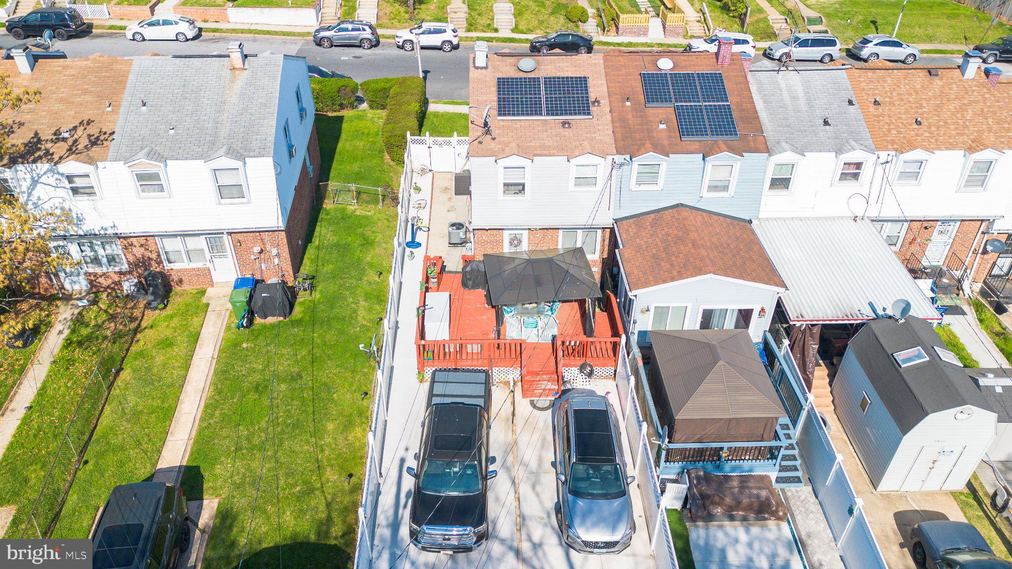 HOLLINSWOOD - Residential