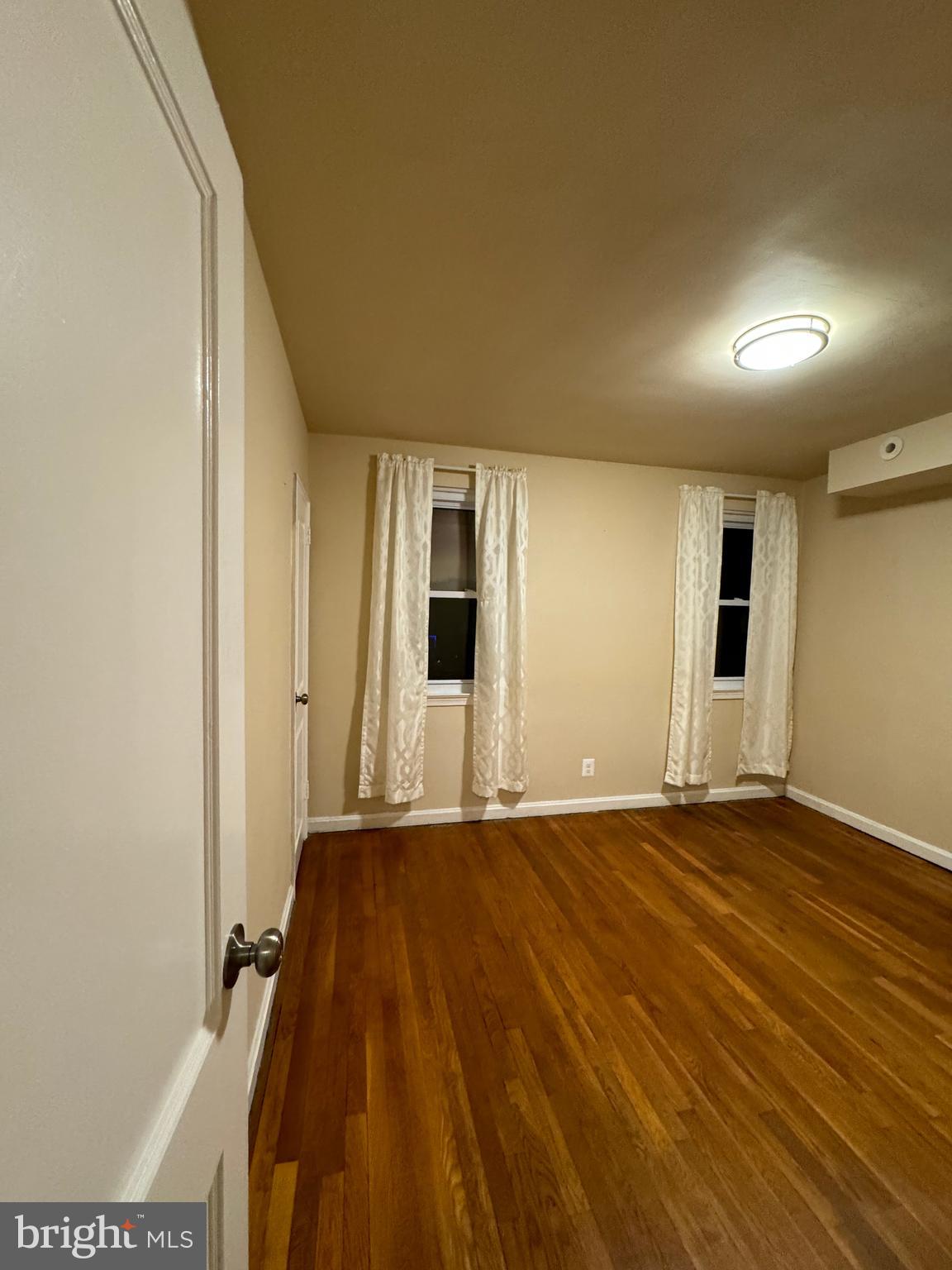 BALLARD GARDENS - Residential Lease