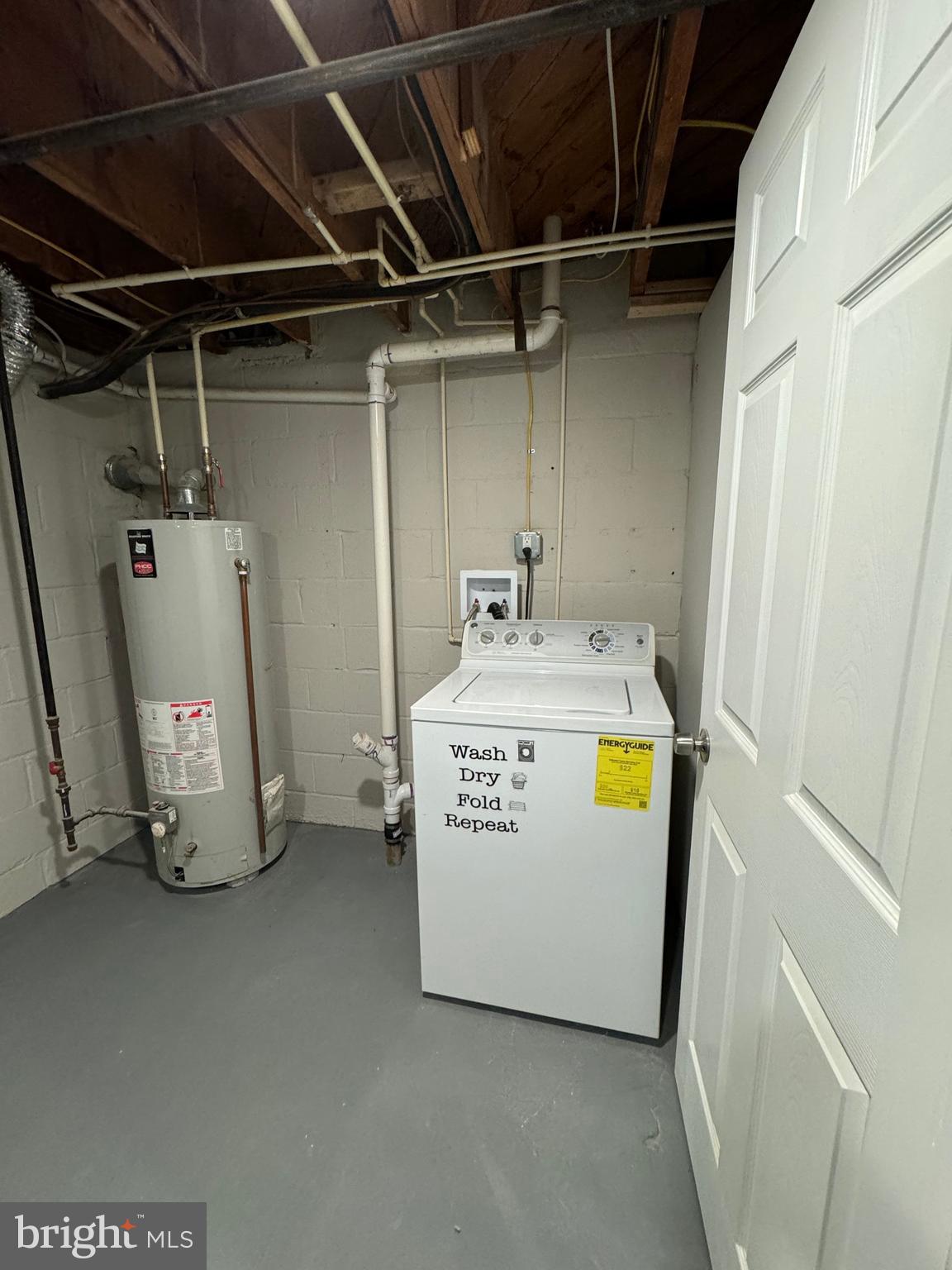 BALLARD GARDENS - Residential Lease