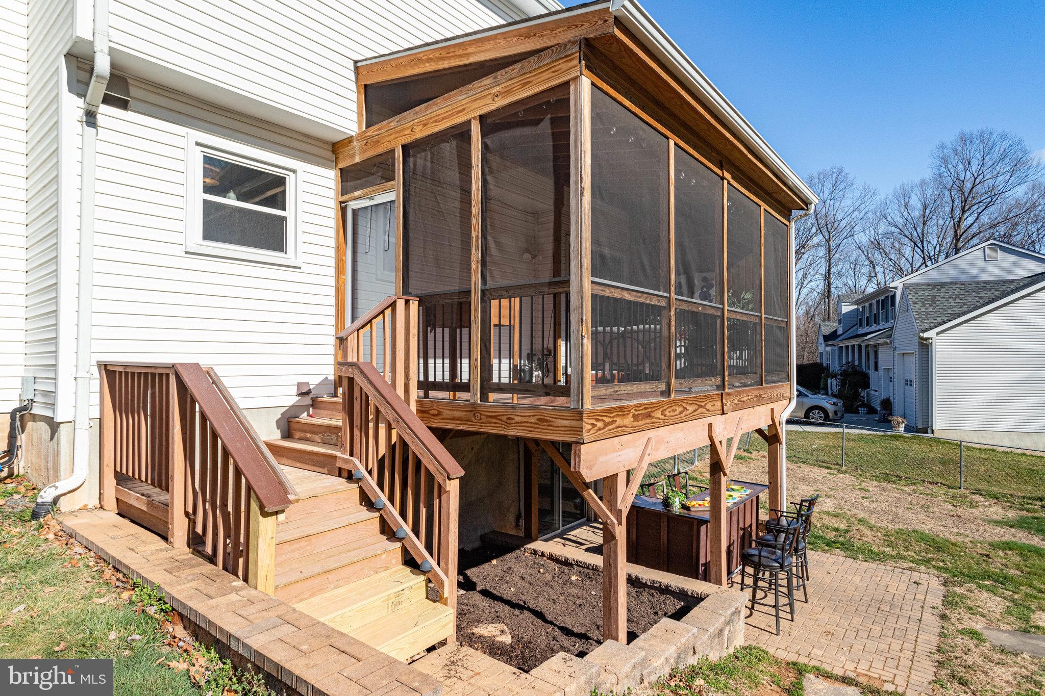 DALE CITY - Residential