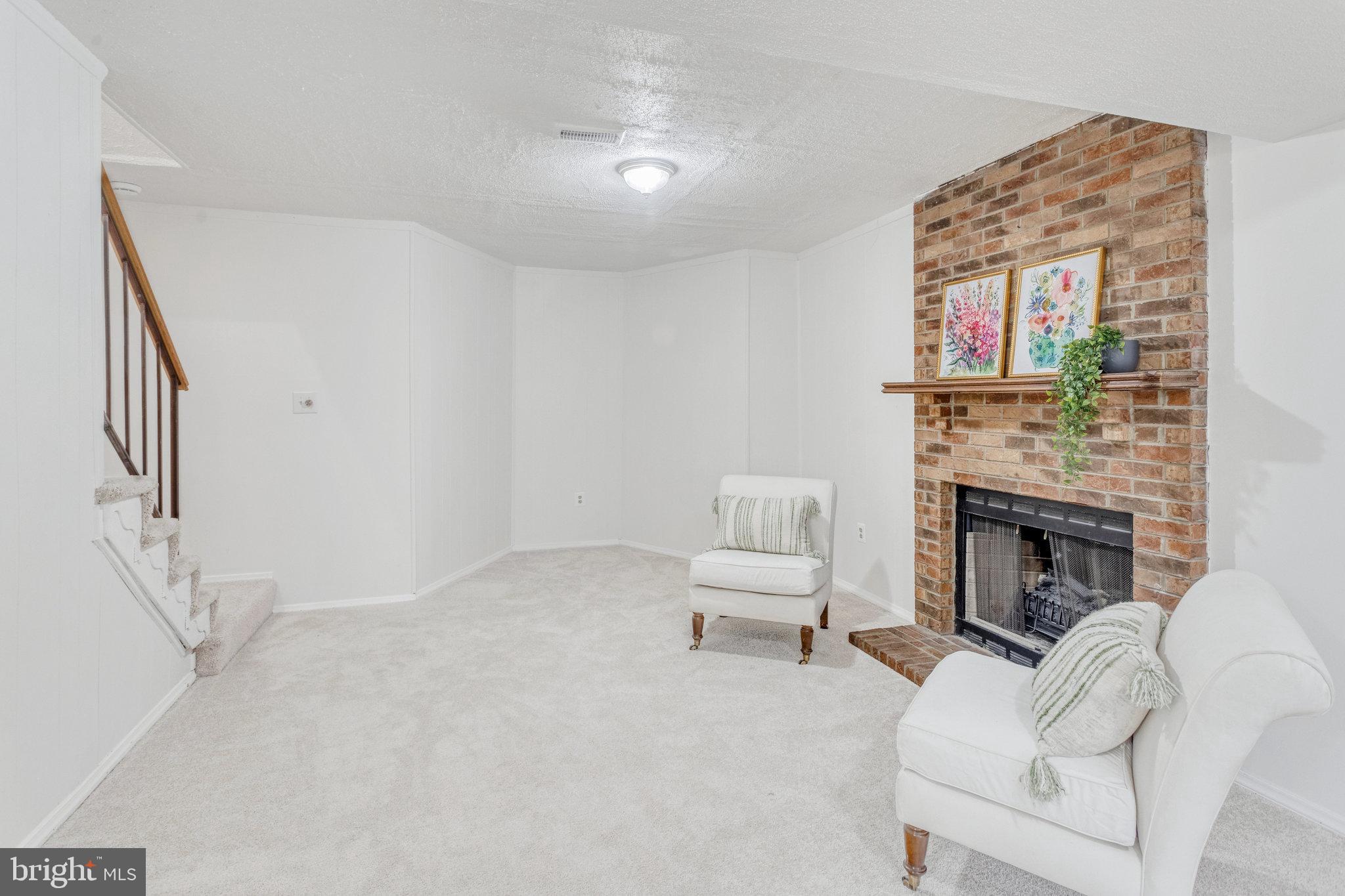 DALE CITY - Residential