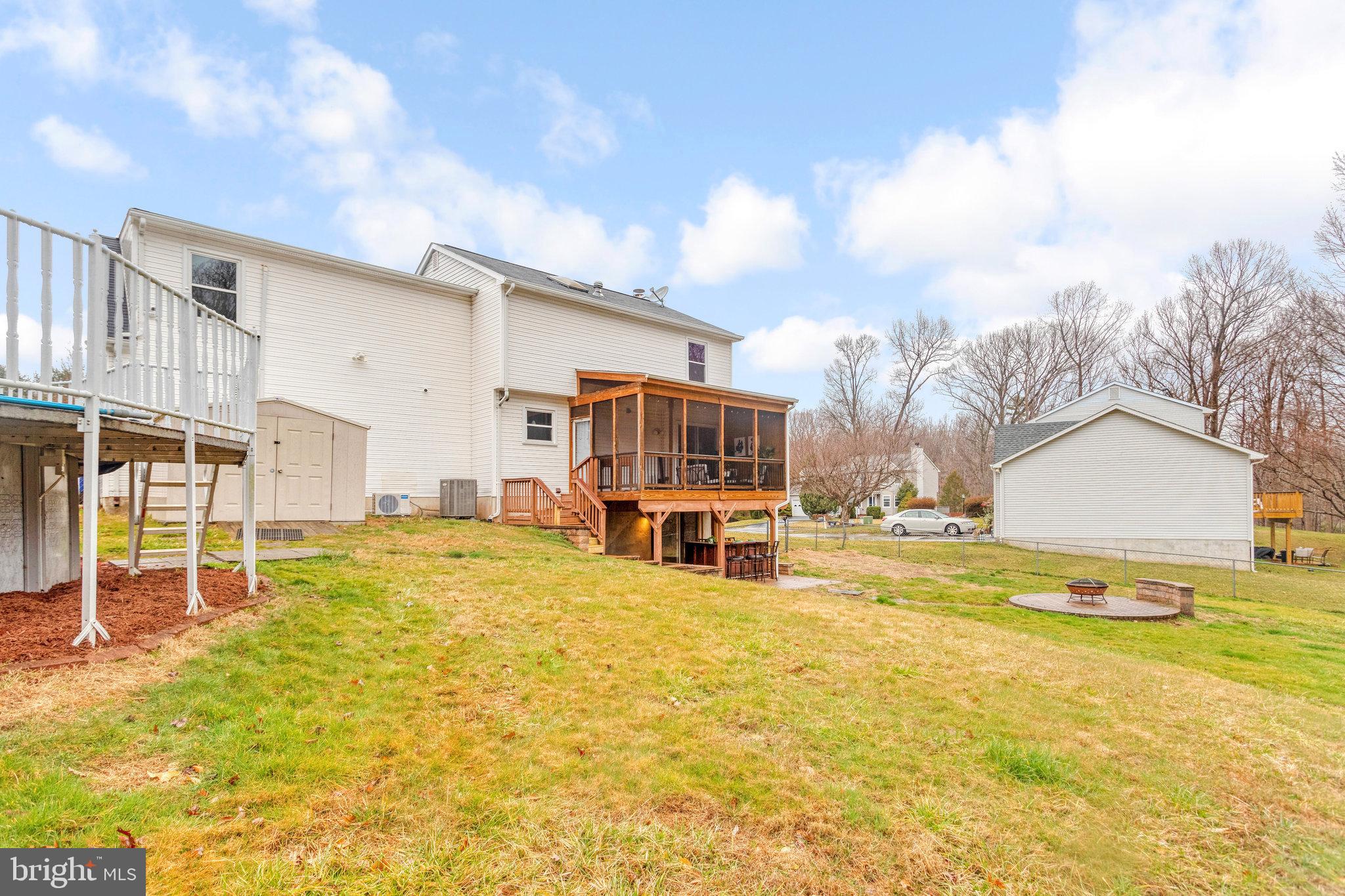 DALE CITY - Residential