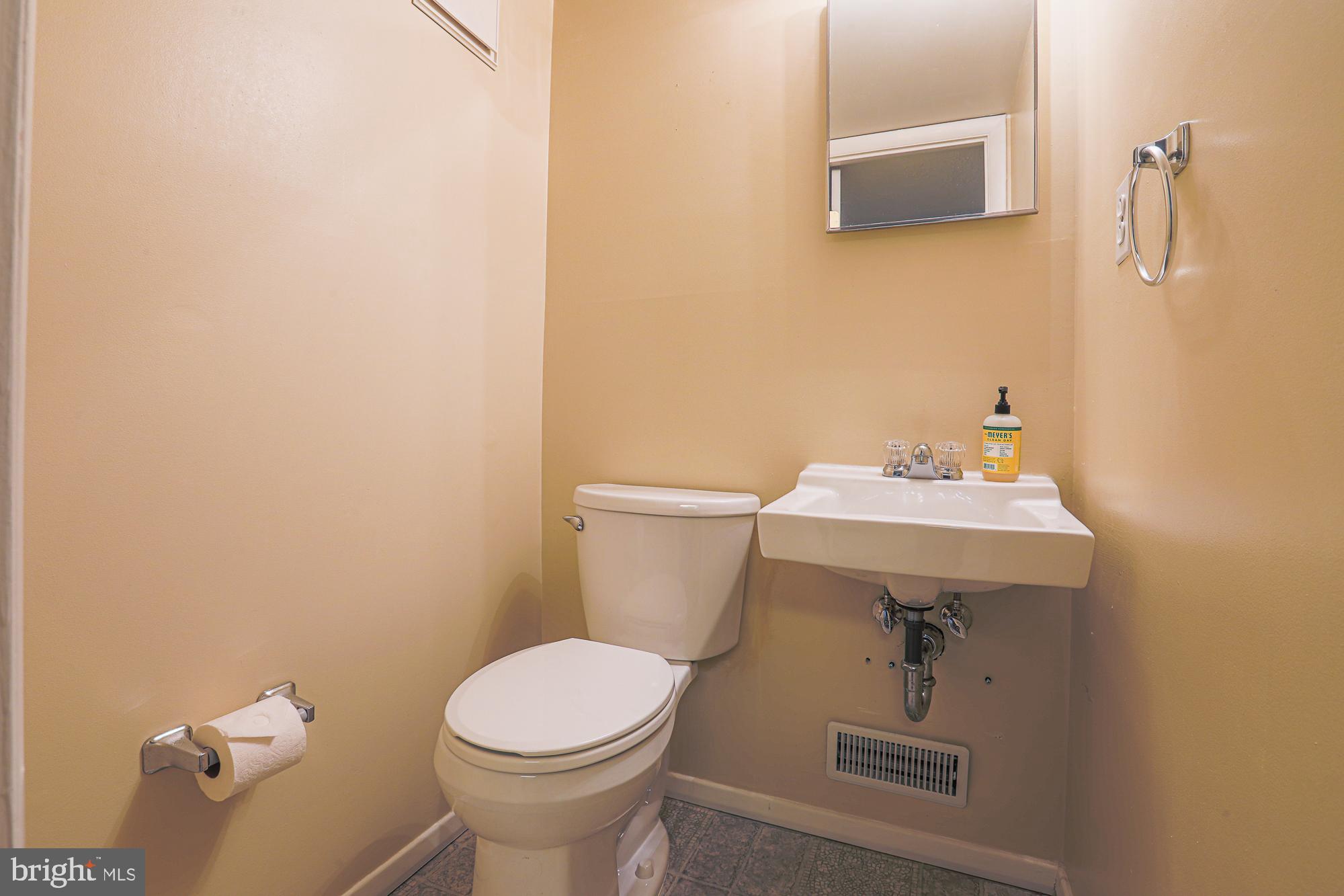 WOODBRIDGE VALLEY - Residential