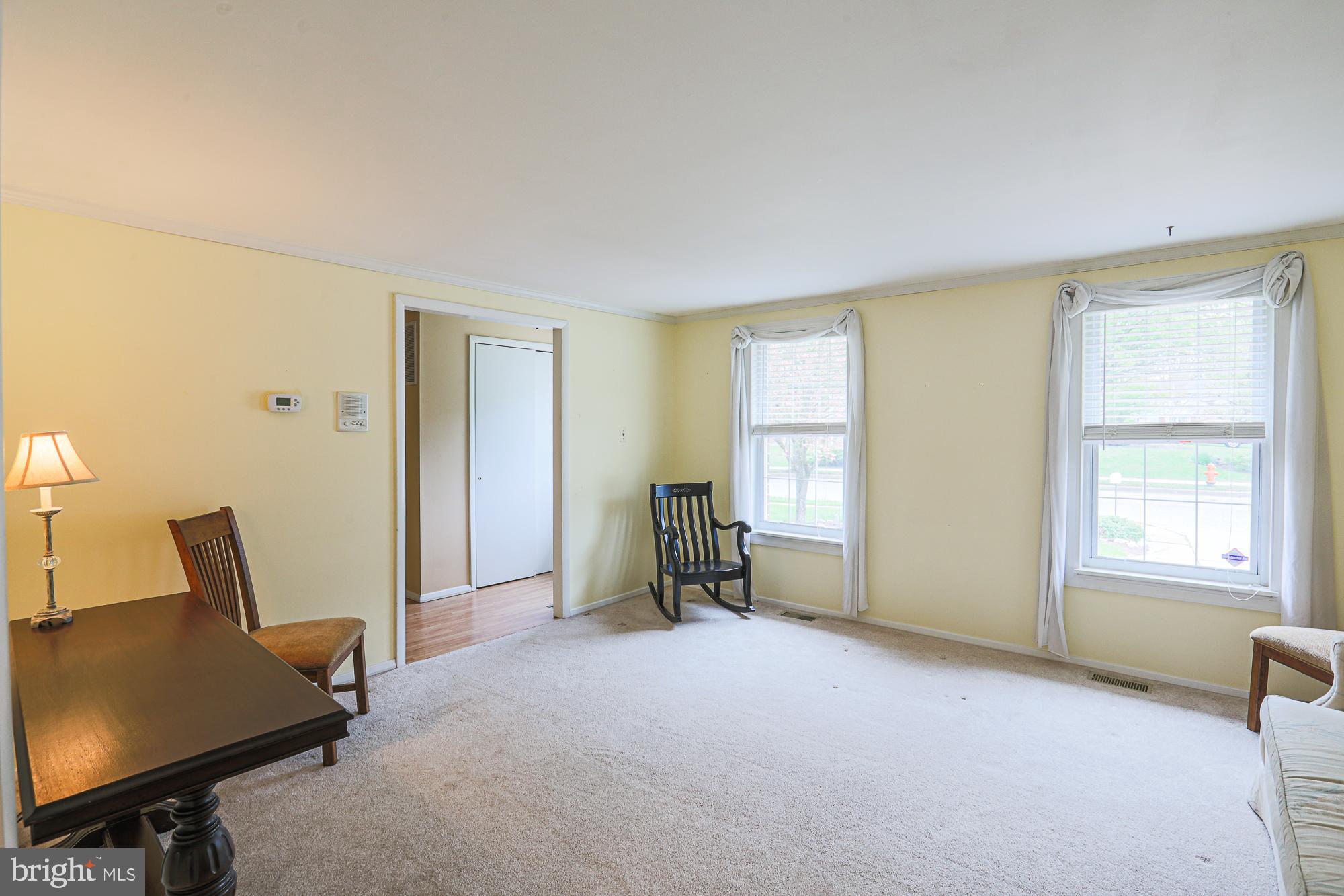 WOODBRIDGE VALLEY - Residential