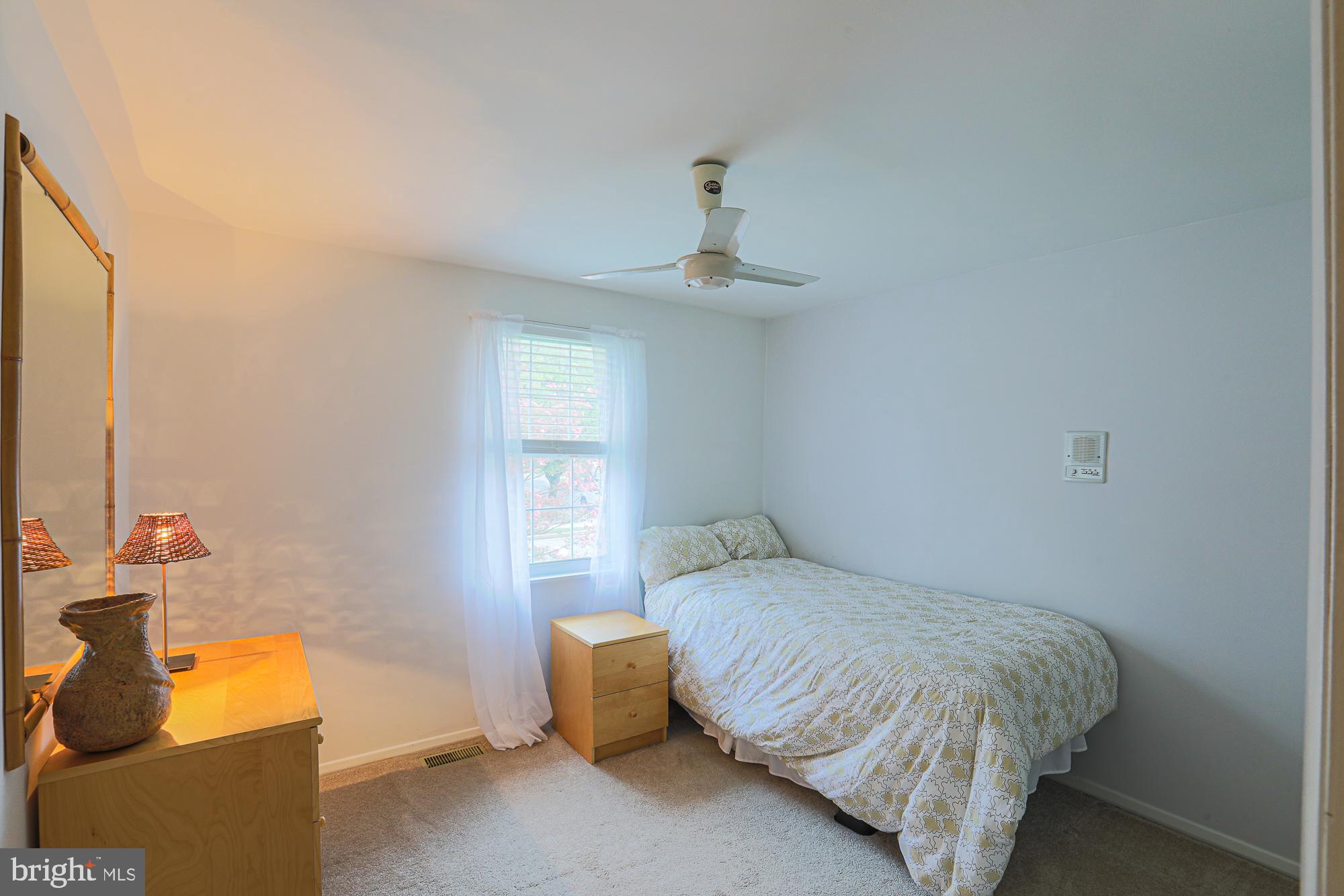 WOODBRIDGE VALLEY - Residential