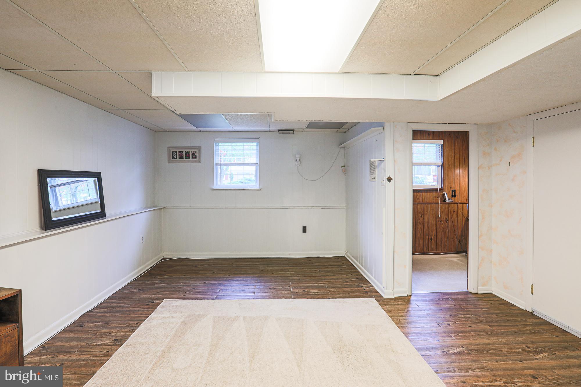 WOODBRIDGE VALLEY - Residential