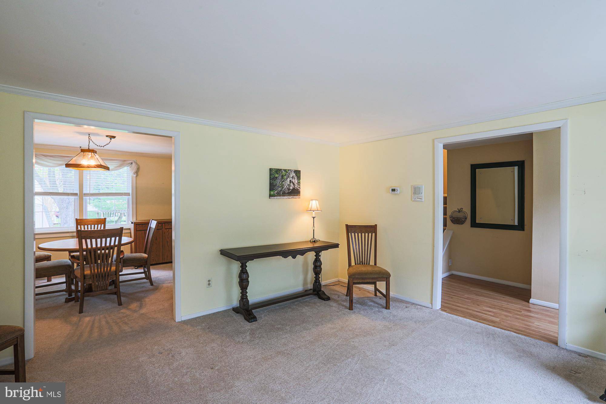 WOODBRIDGE VALLEY - Residential