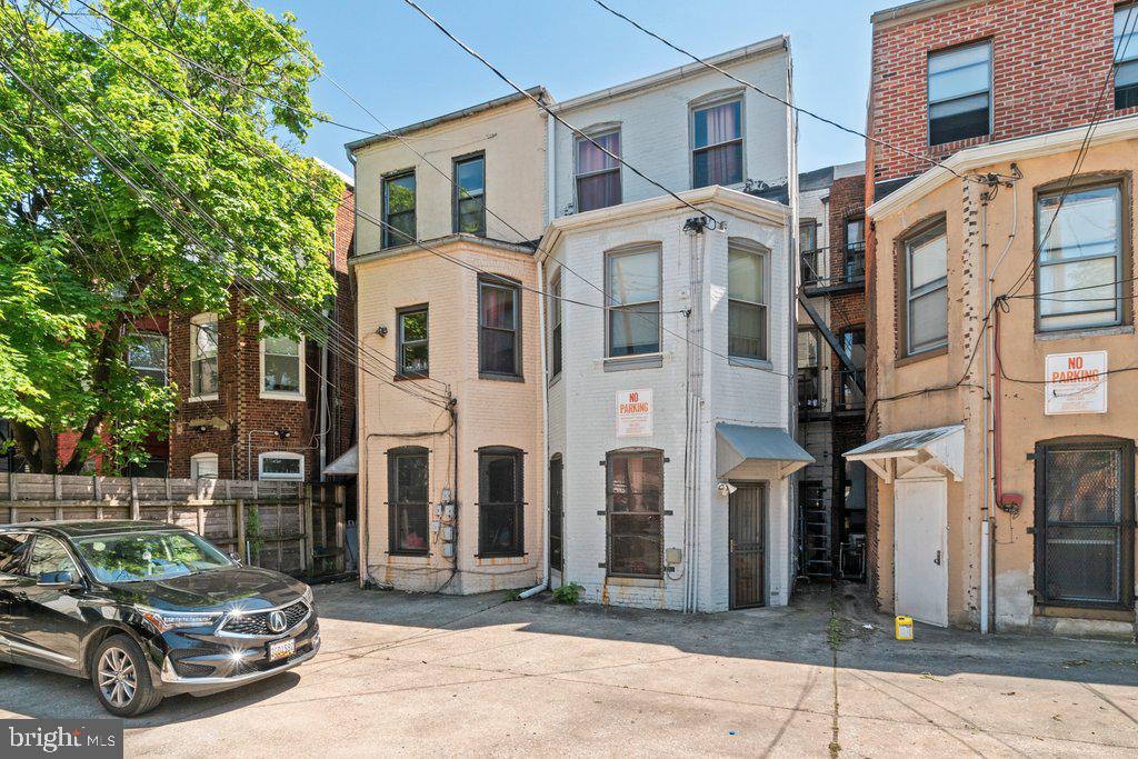 CHARLES VILLAGE - Commercial Sale