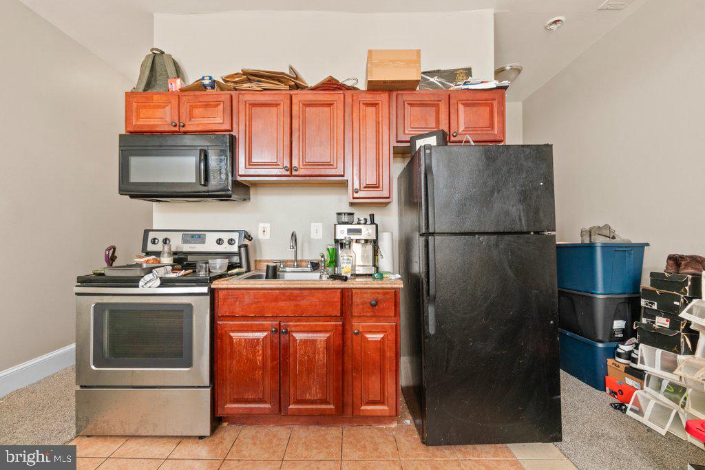 CHARLES VILLAGE - Commercial Sale