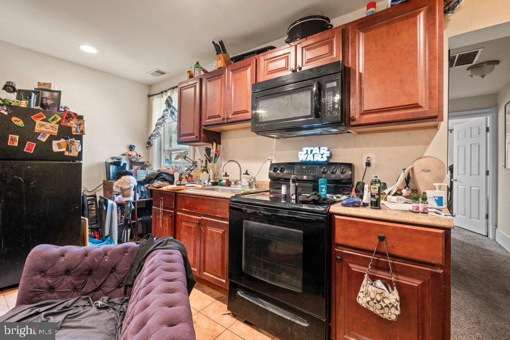 CHARLES VILLAGE - Commercial Sale