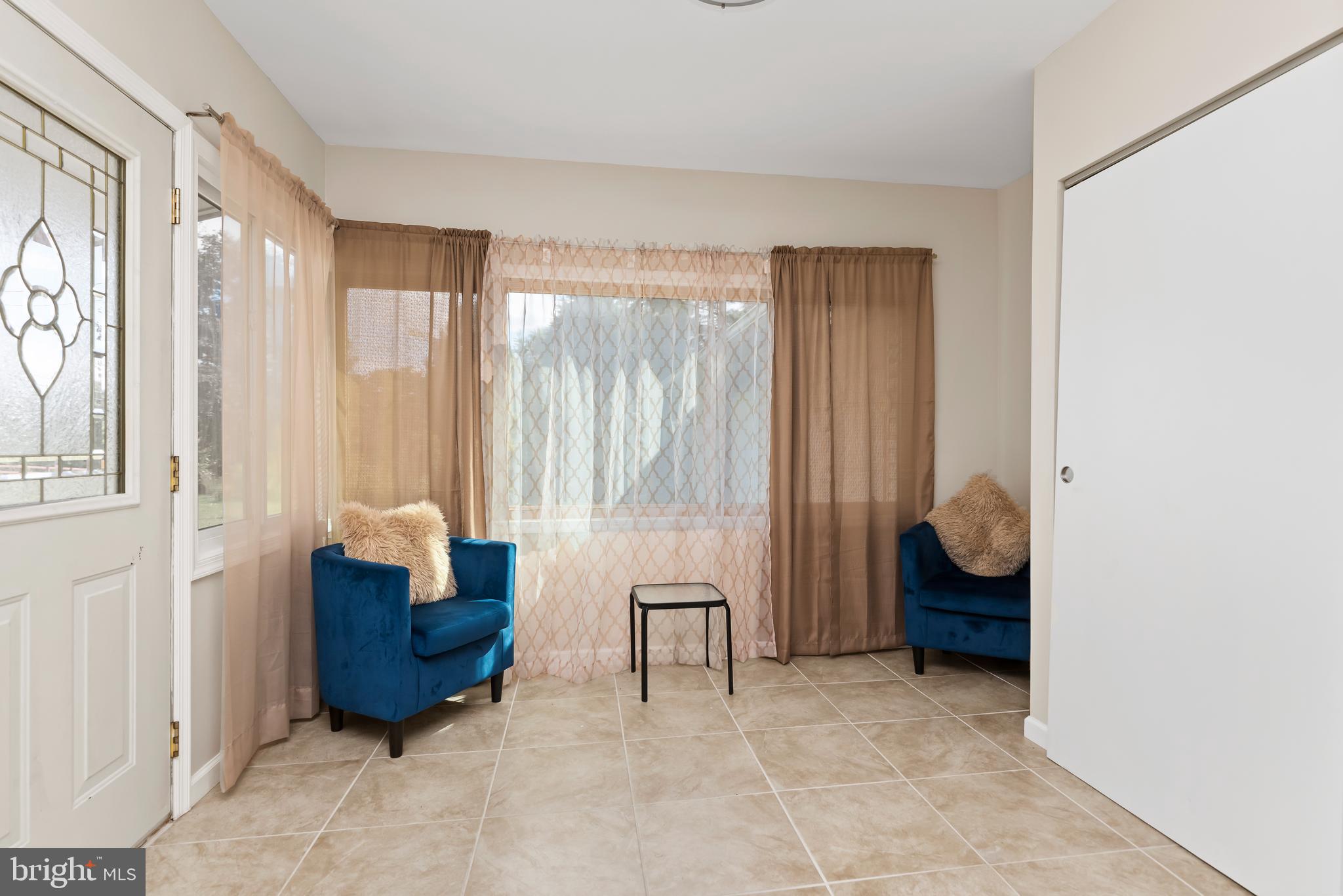 DICKINSON TWP - Residential