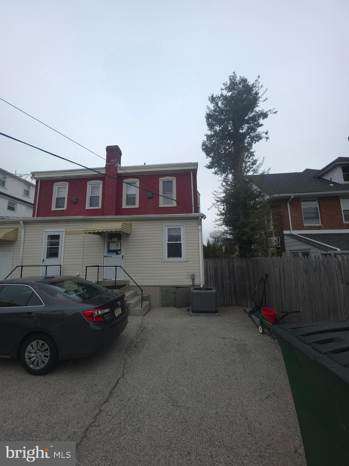 LLANERCH - Residential Lease