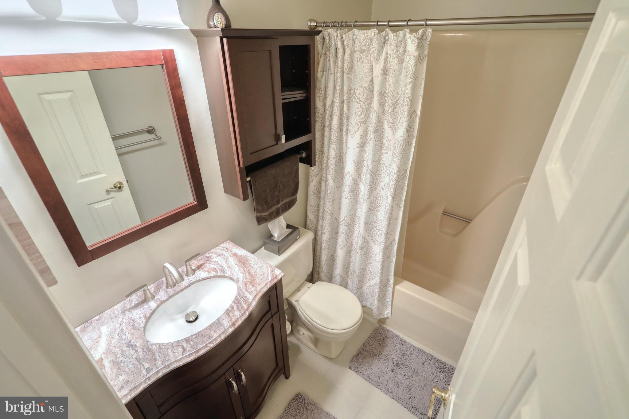 GLEN MILL ESTATES - Residential