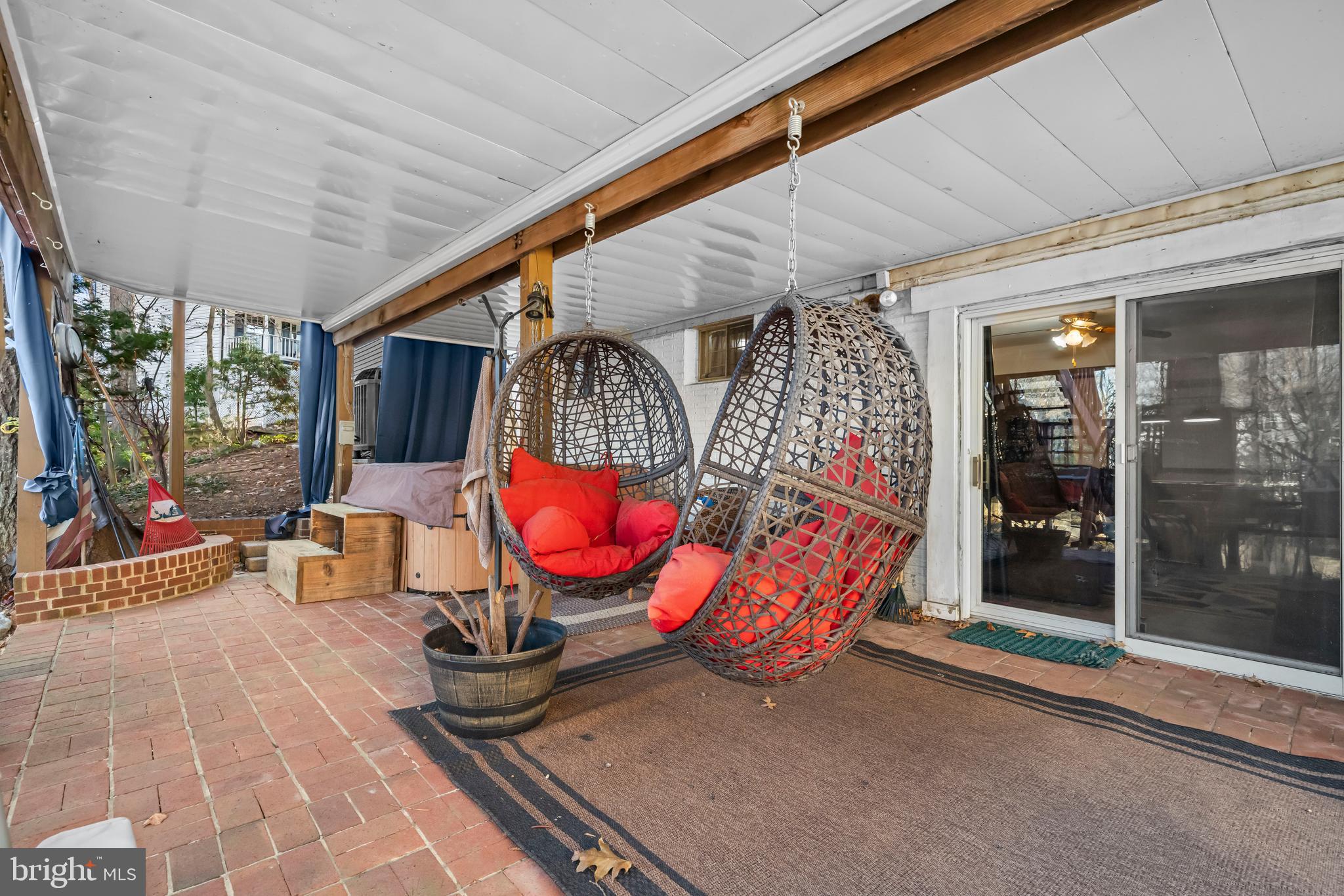 MONTCLAIR - Residential