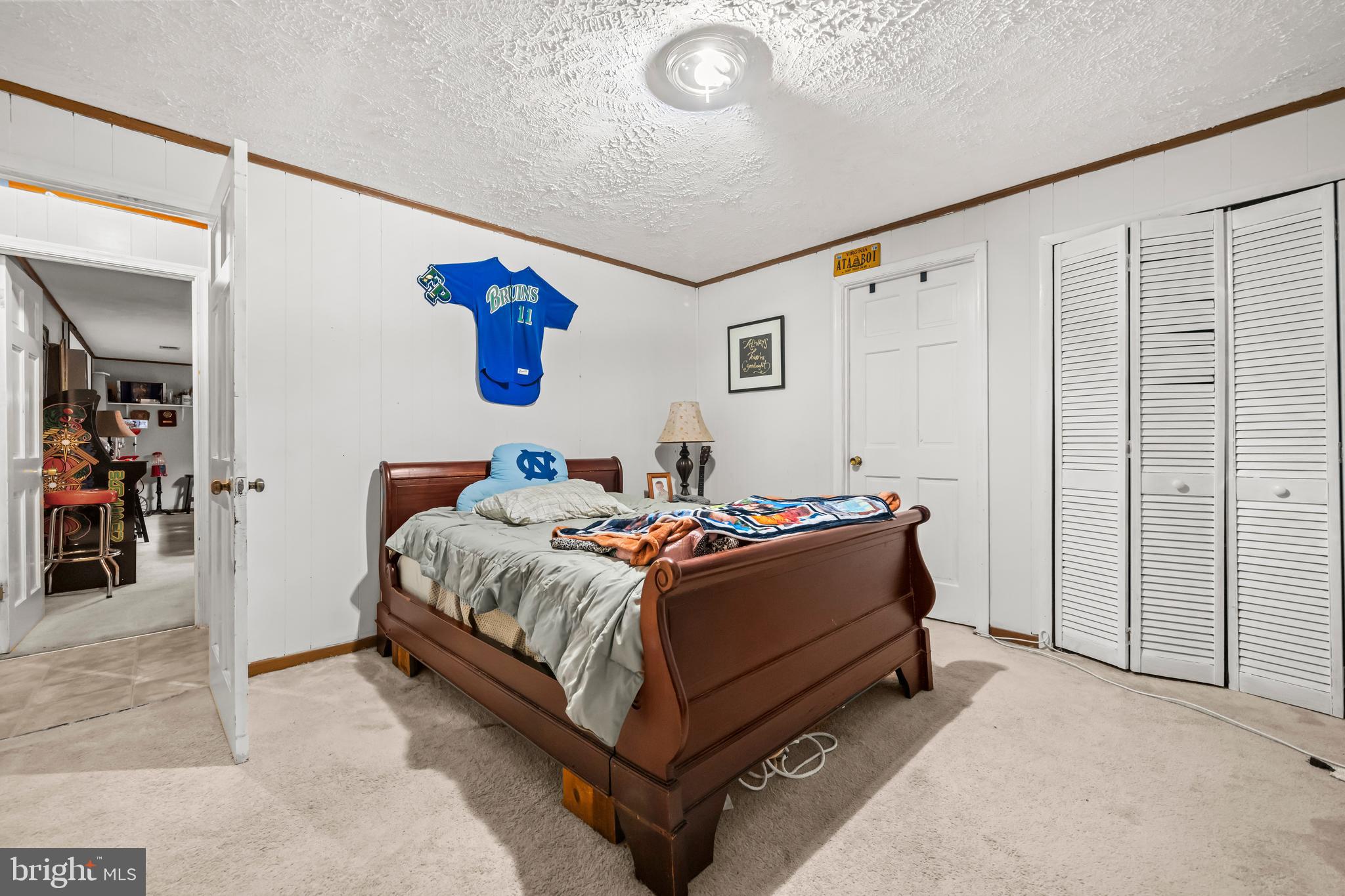 MONTCLAIR - Residential