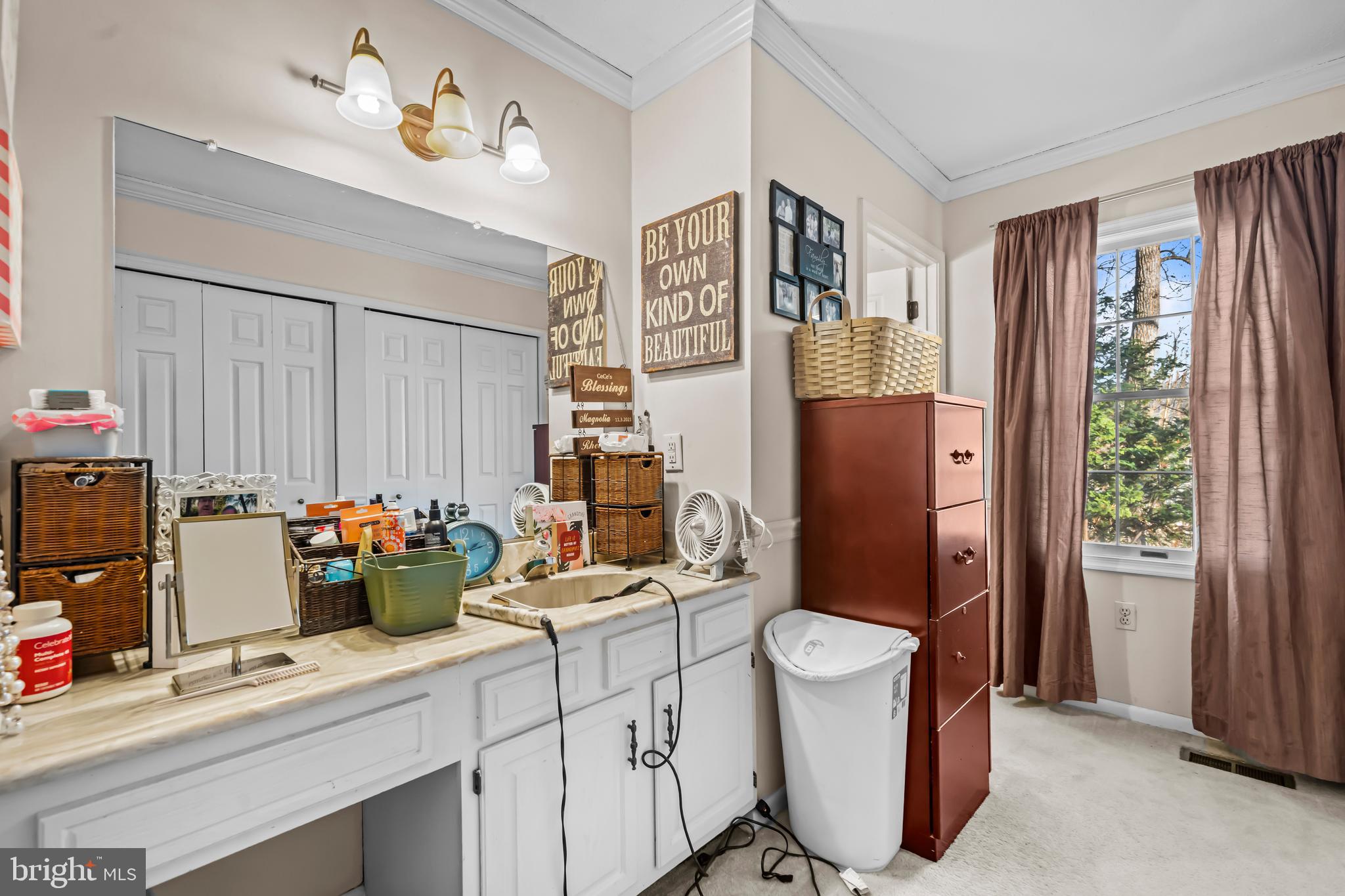 MONTCLAIR - Residential