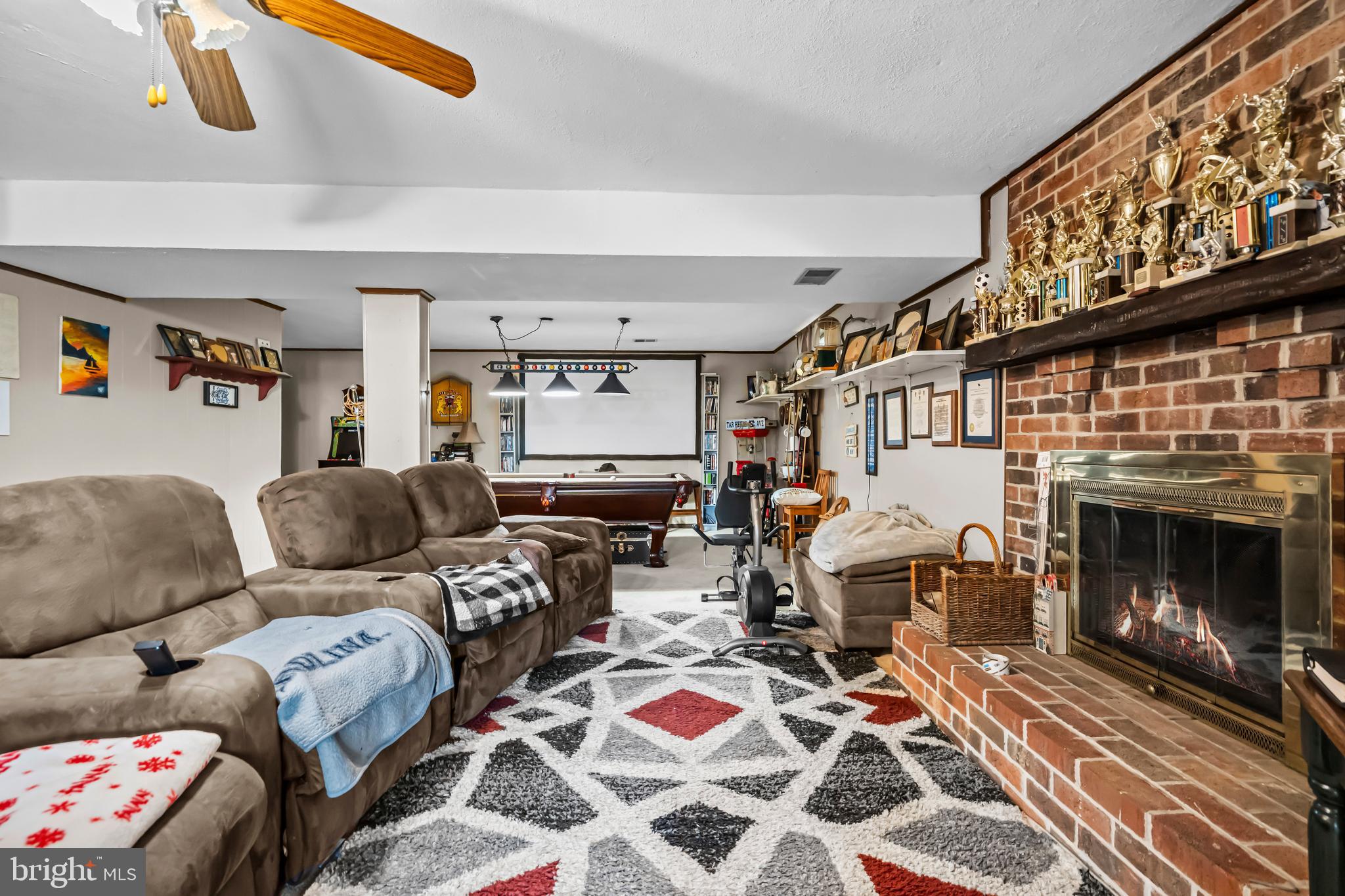 MONTCLAIR - Residential