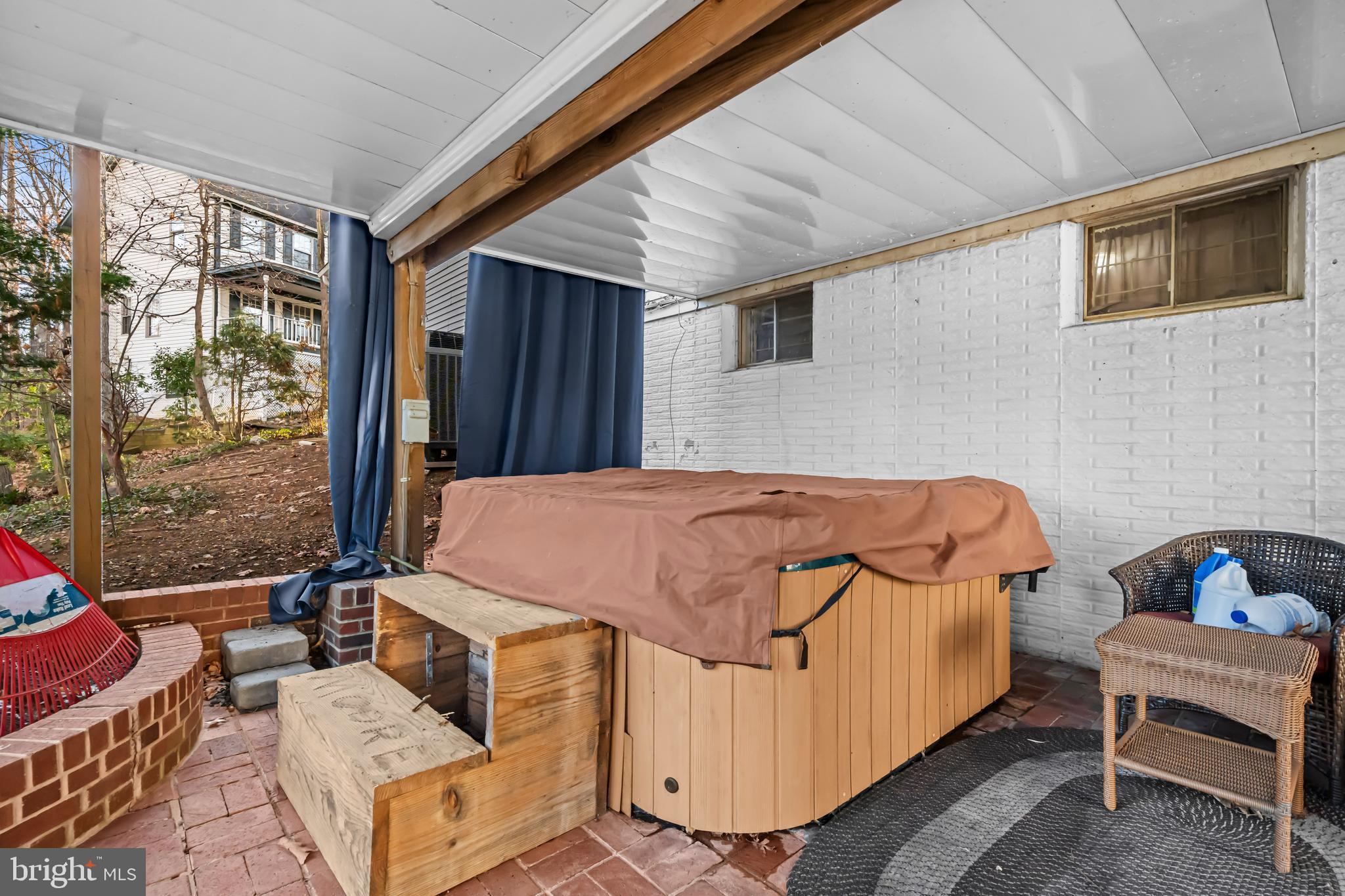 MONTCLAIR - Residential