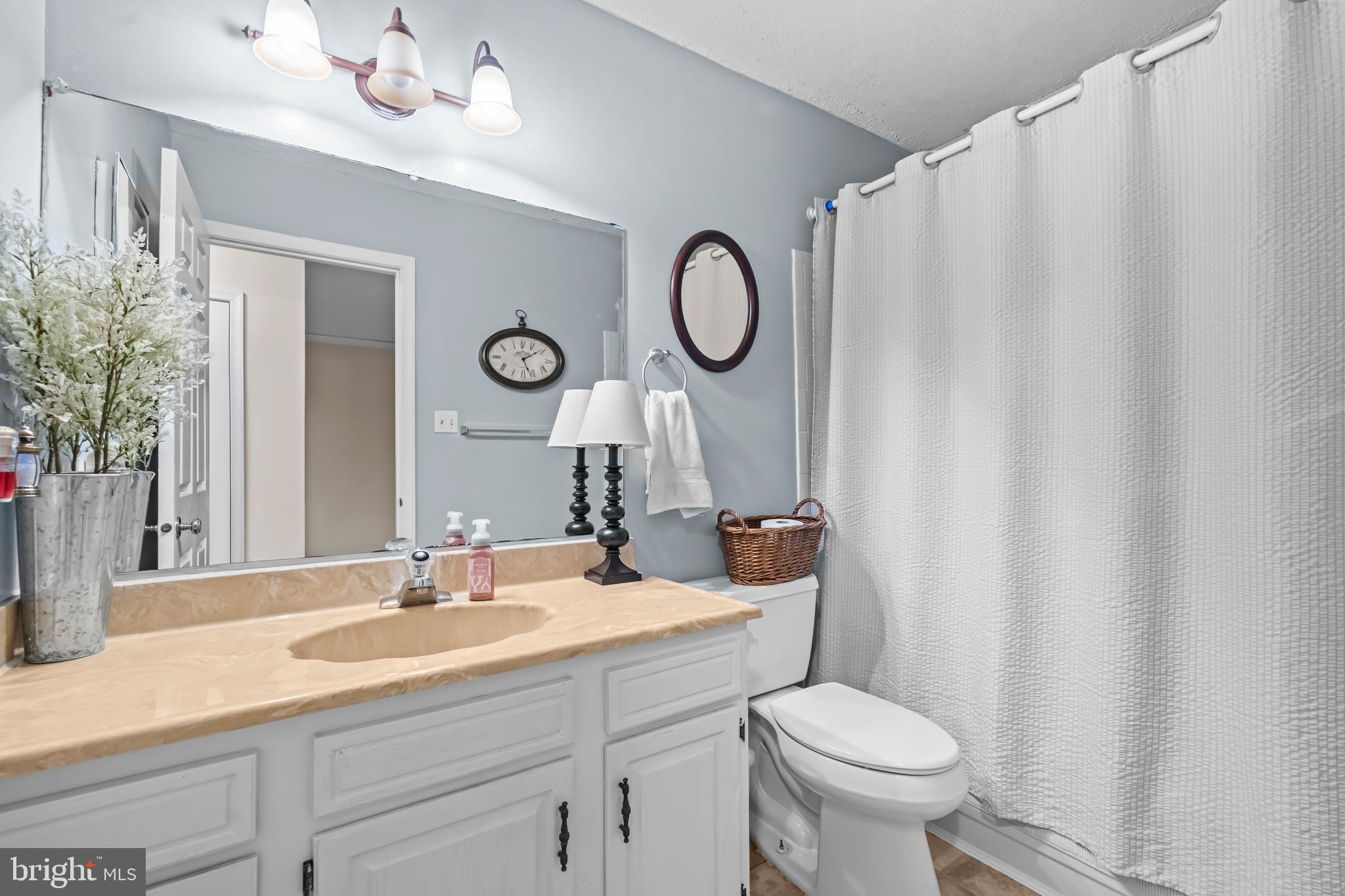 MONTCLAIR - Residential