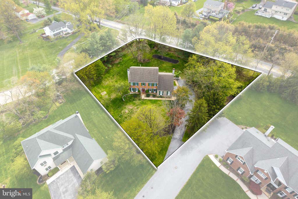Photo of 320 Long Ridge Lane, EXTON, PA 19341 (MLS # PACT2123284)