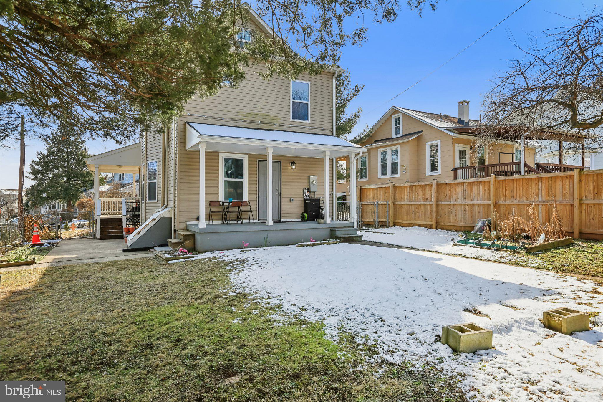 ROSEMONT EAST - Residential