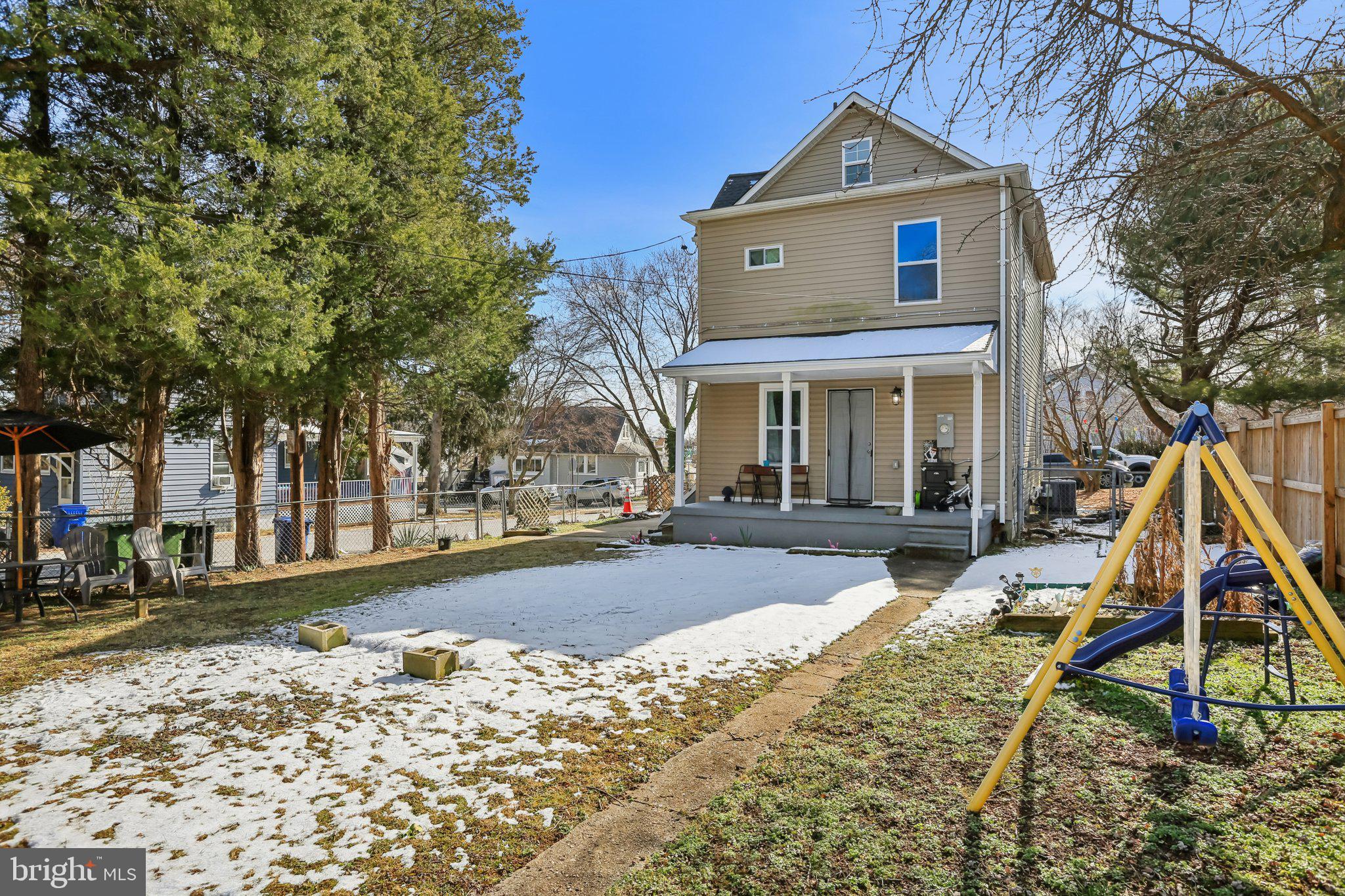 ROSEMONT EAST - Residential