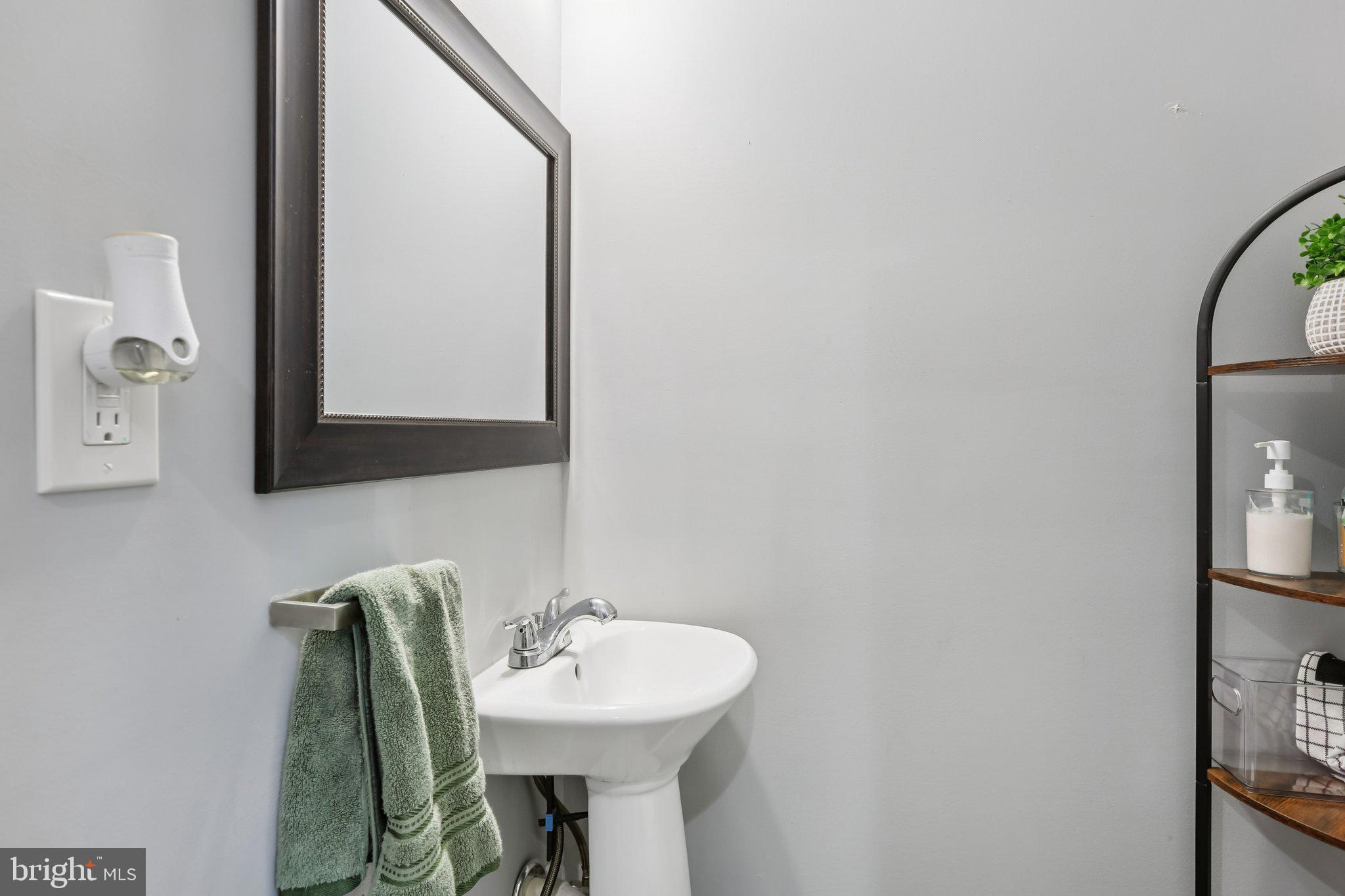 ROSEMONT EAST - Residential