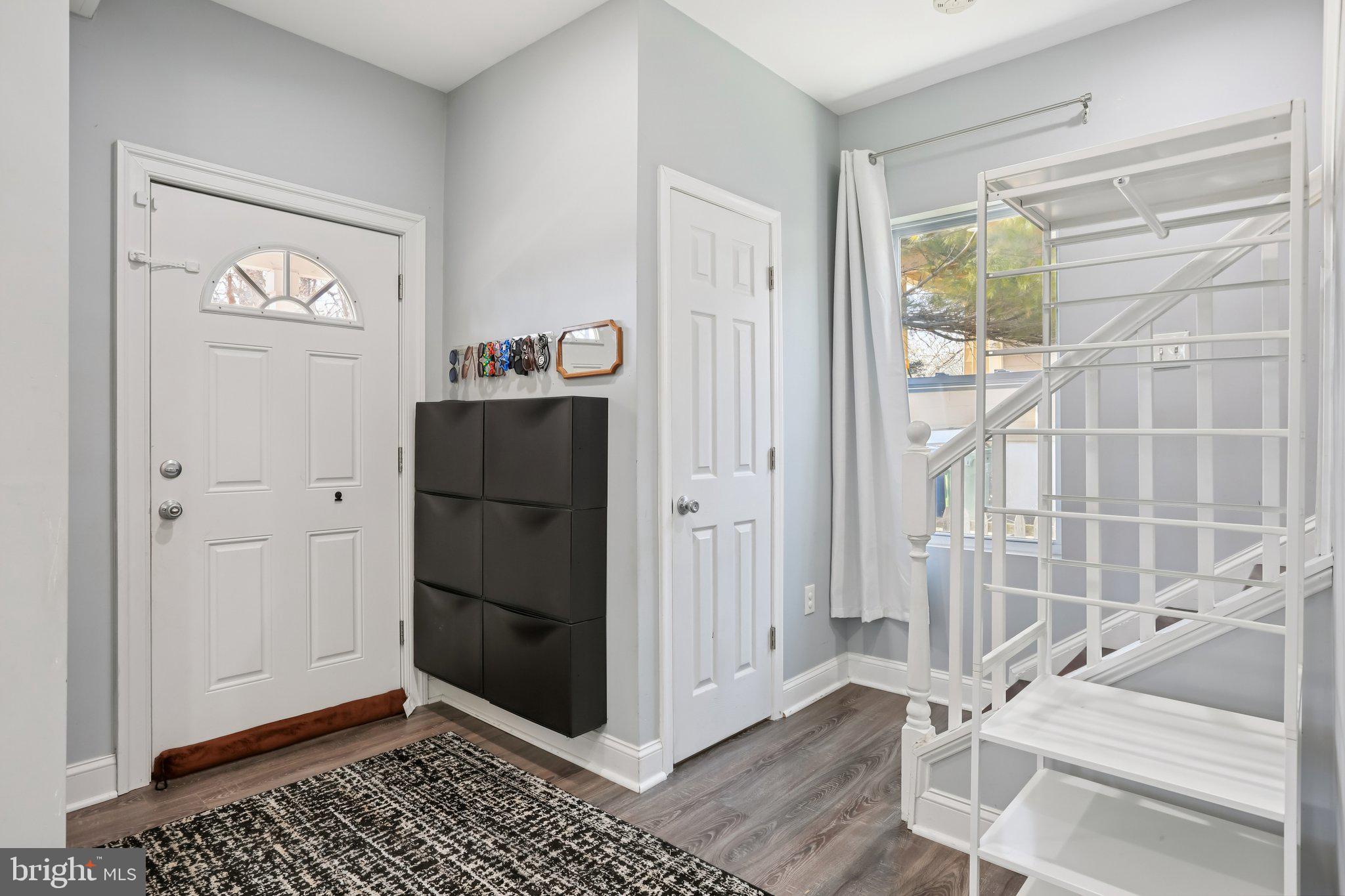 ROSEMONT EAST - Residential