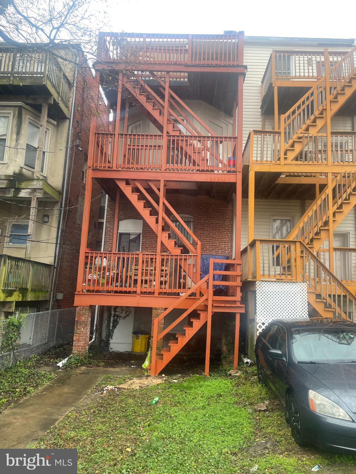 RESERVOIR HILL - Residential Income