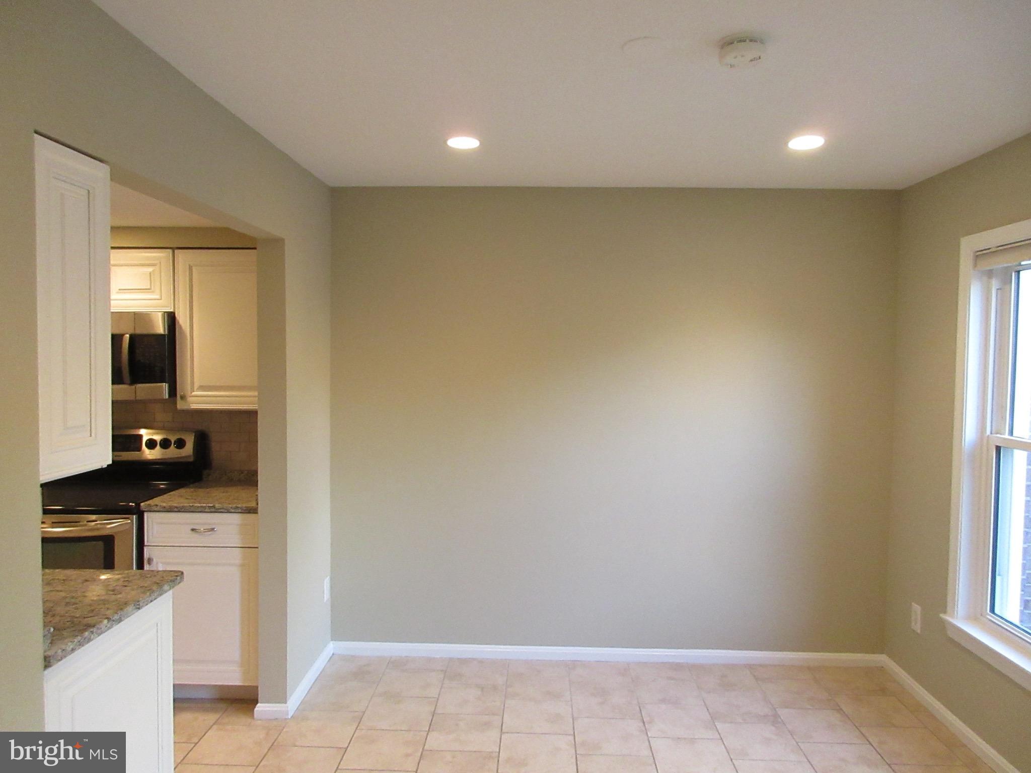 OLD TOWN - Residential Lease