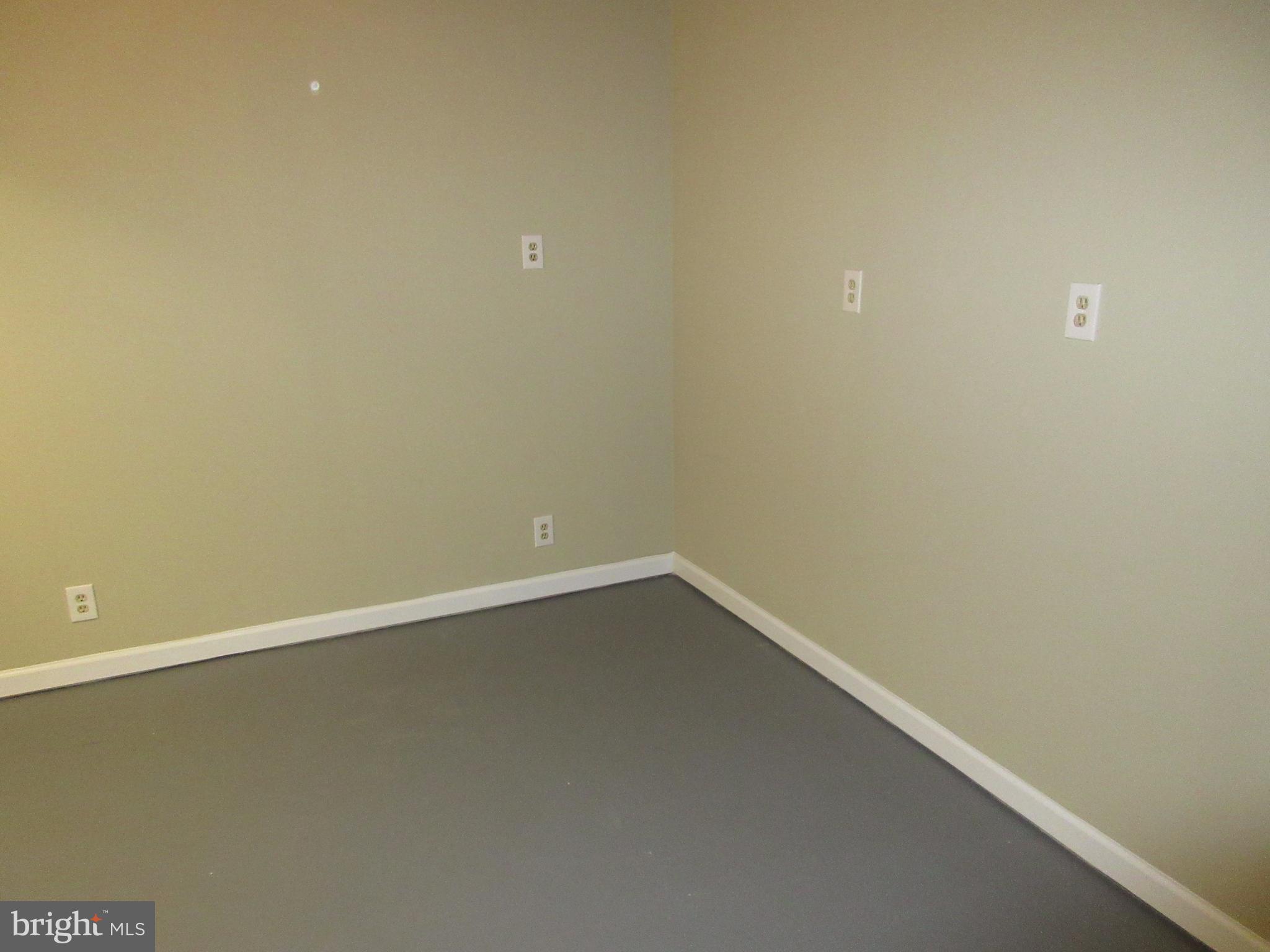 OLD TOWN - Residential Lease