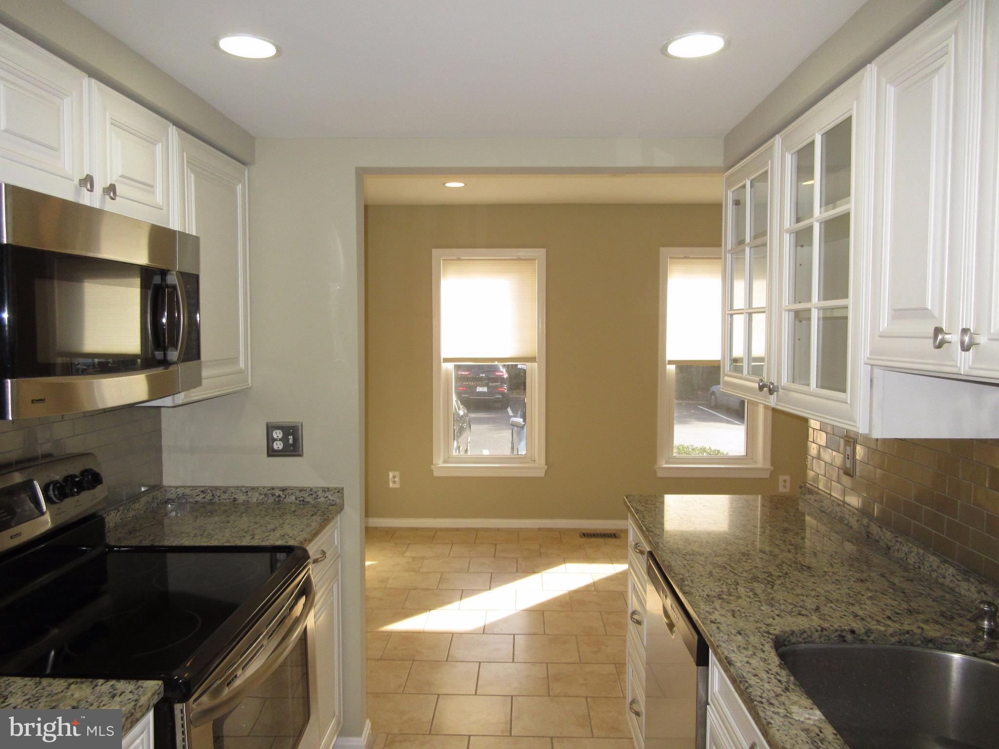 OLD TOWN - Residential Lease